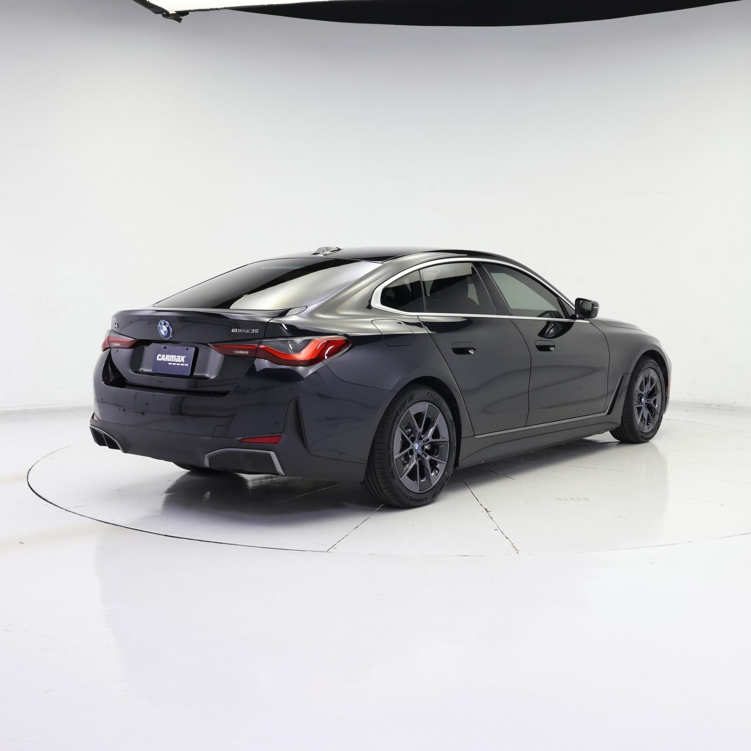 Thumbnail: 2023 BMW i4 - 8