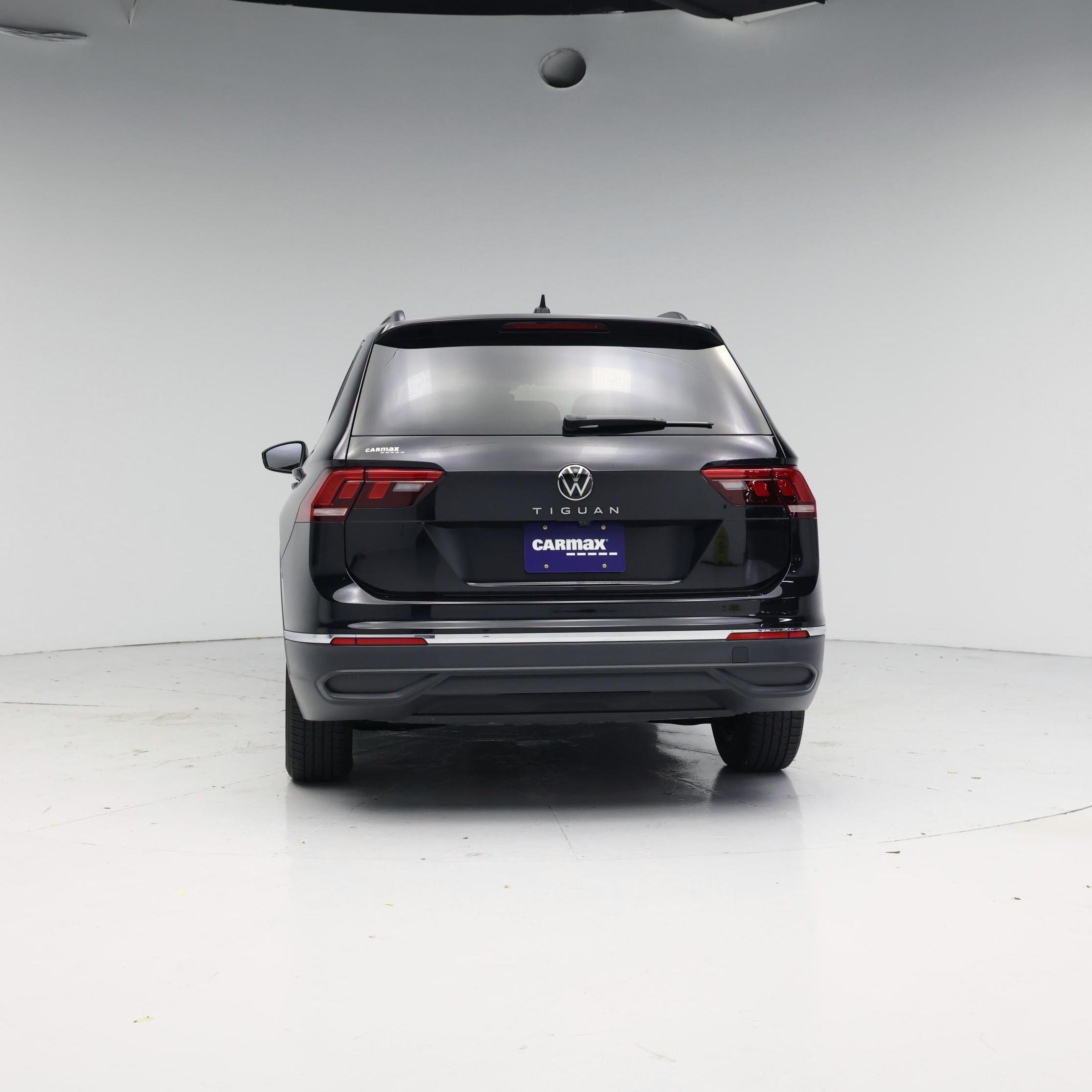 Thumbnail: 2023 Volkswagen Tiguan - 6