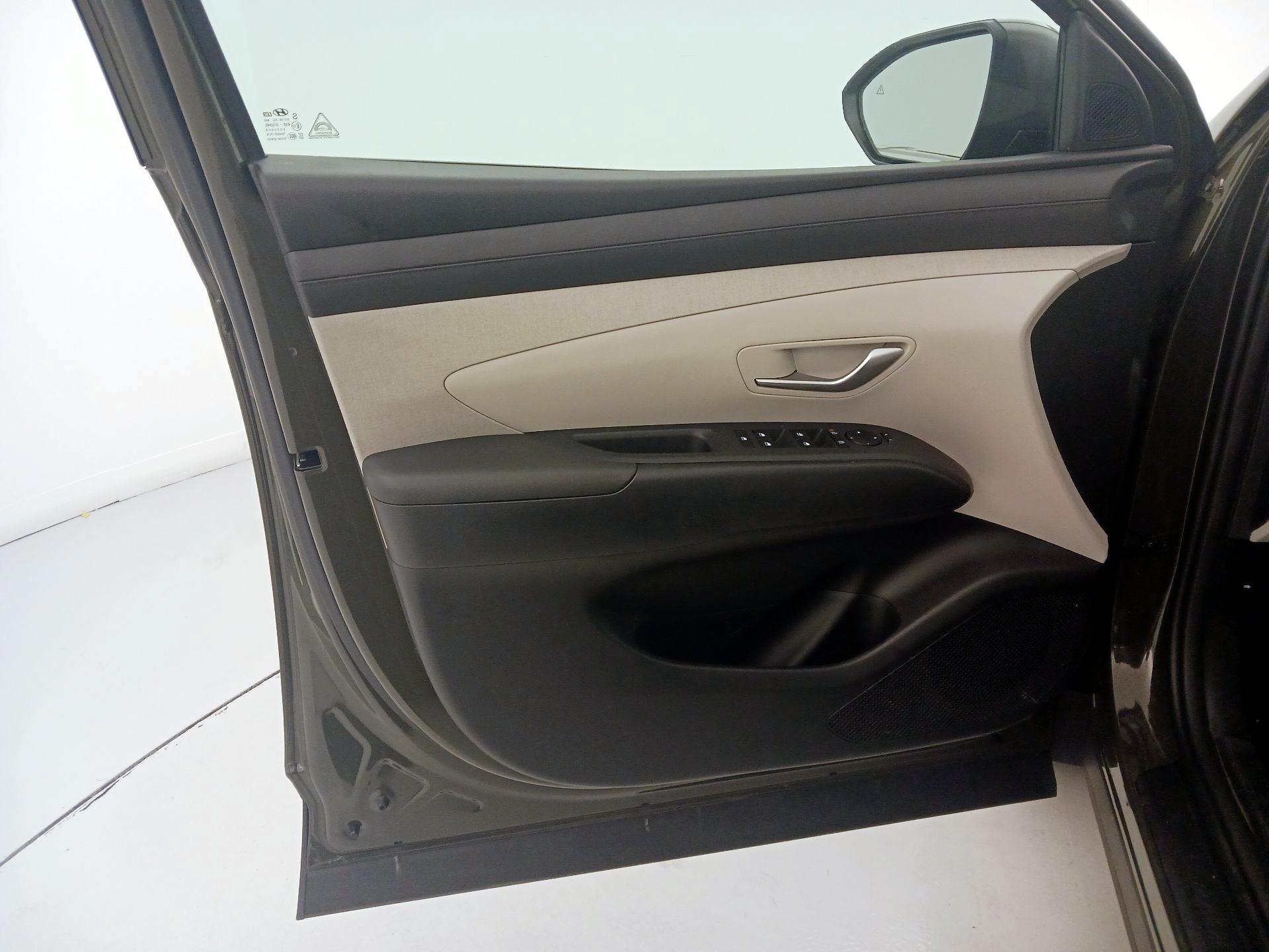 Thumbnail: 2025 Hyundai Tucson - 12