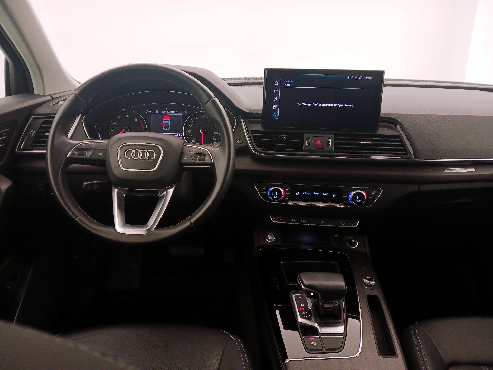 Thumbnail: 2022 Audi Q5 - 10