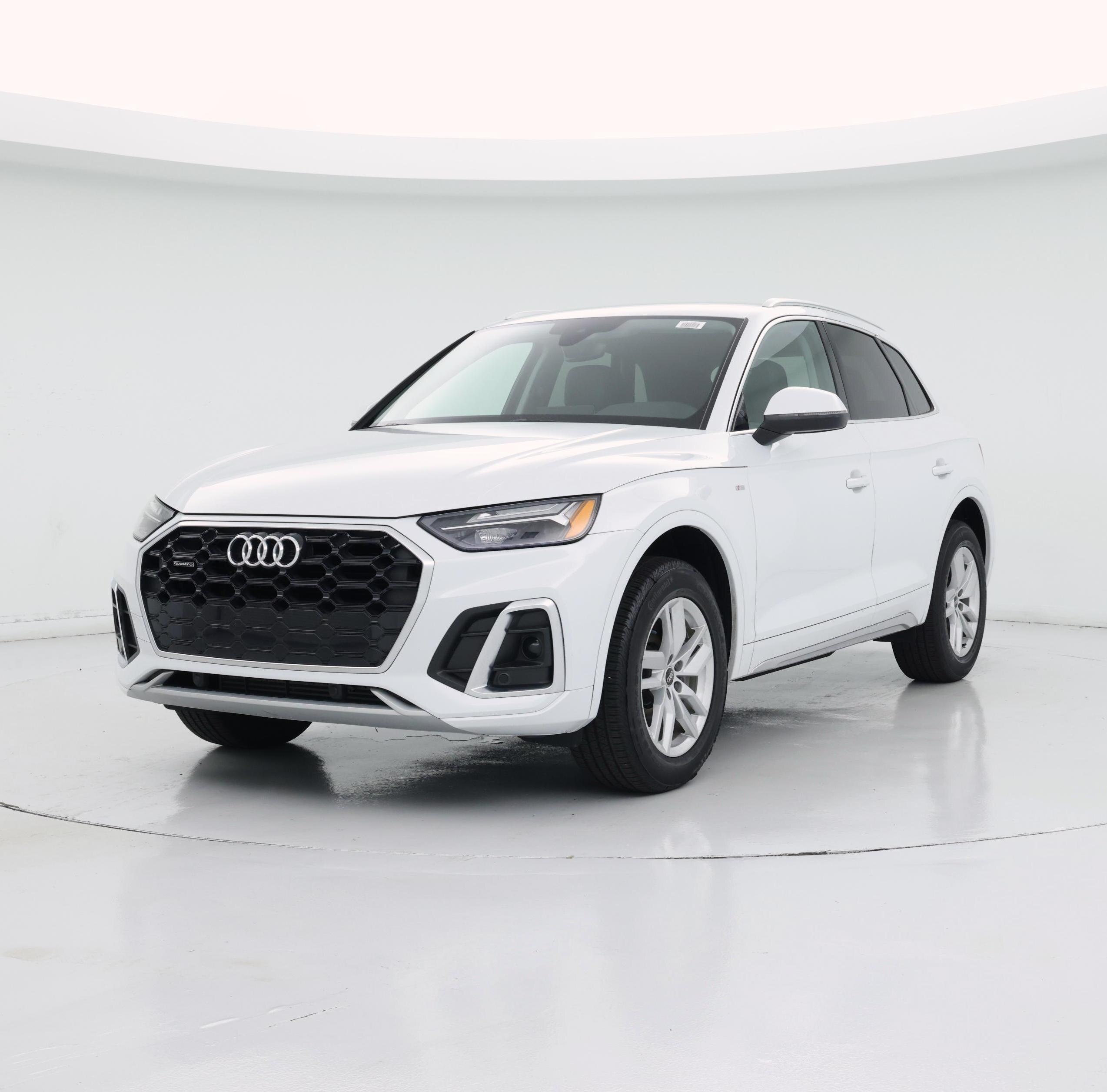 Thumbnail: 2022 Audi Q5 - 4
