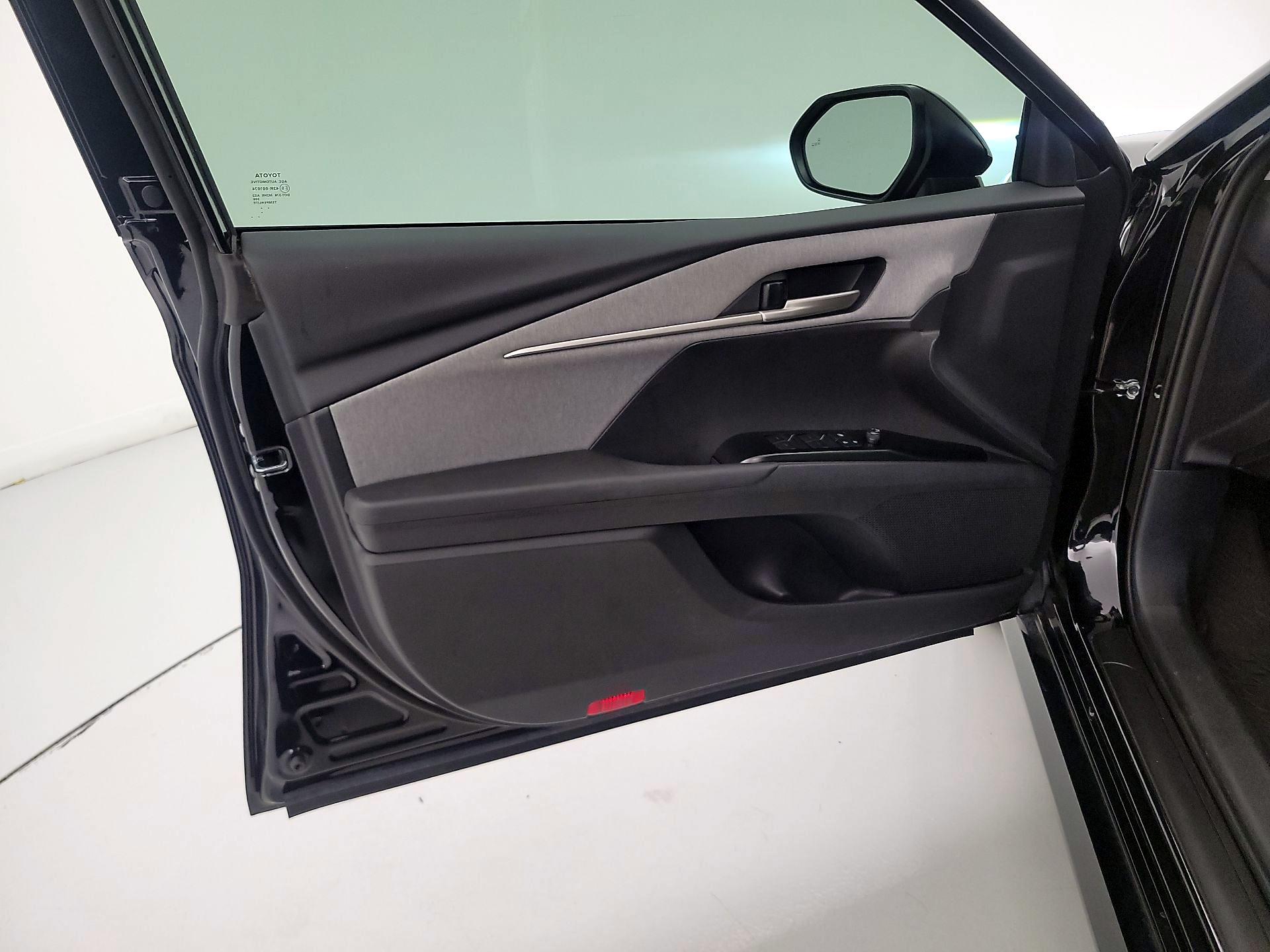 Thumbnail: 2026 Toyota Camry - 12