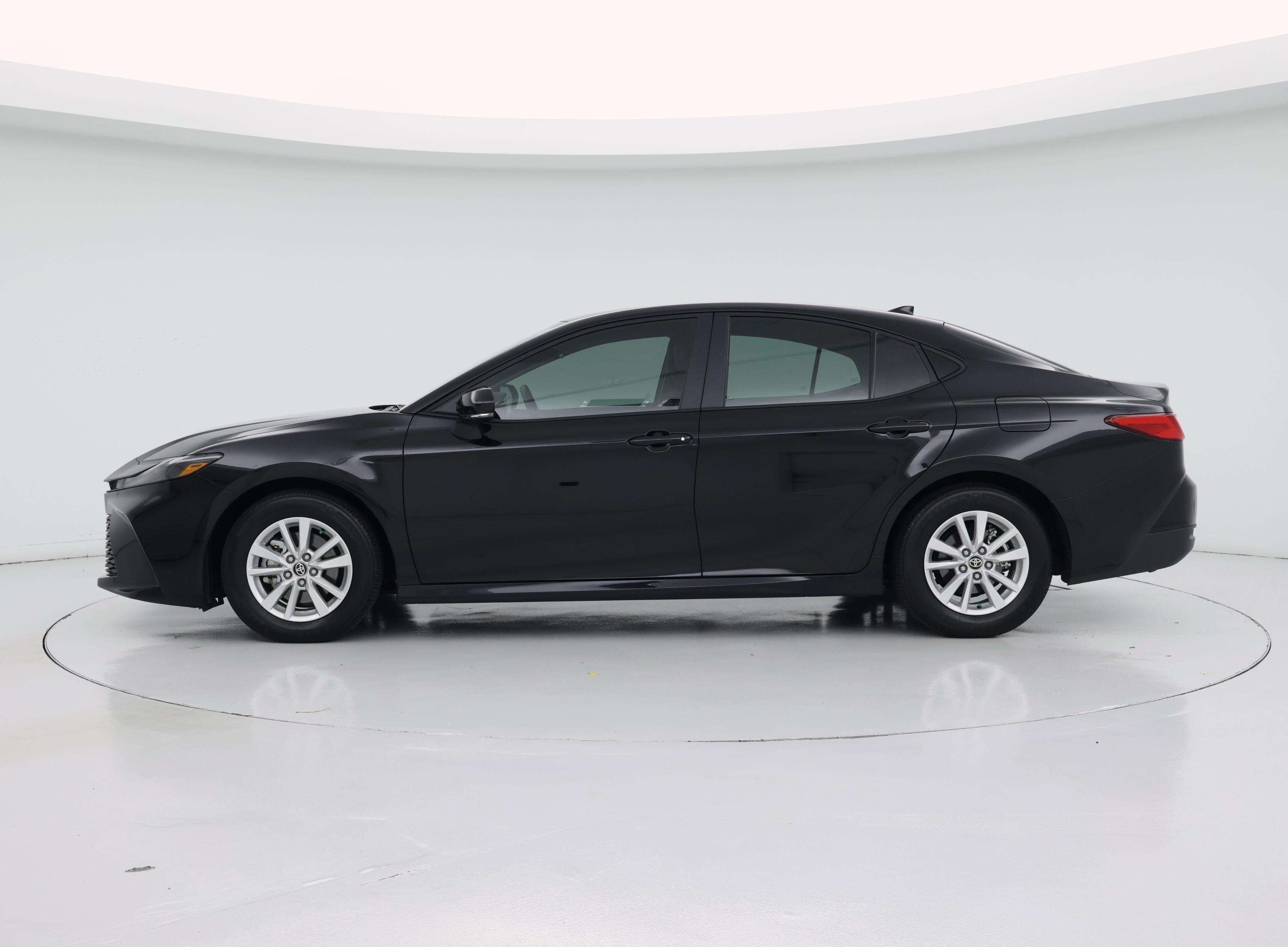 Thumbnail: 2026 Toyota Camry - 3