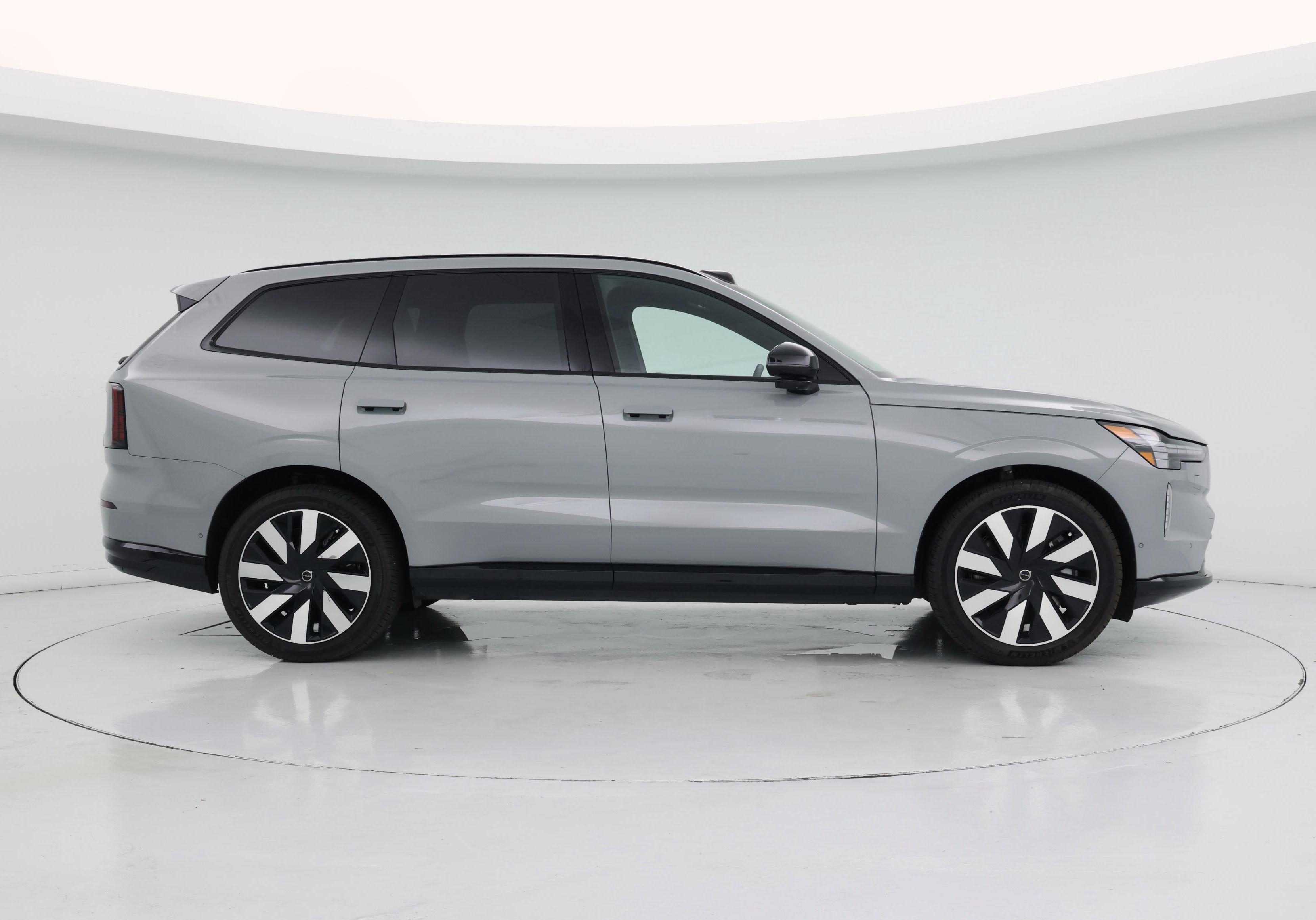 Thumbnail: 2025 Volvo EX90 - 7