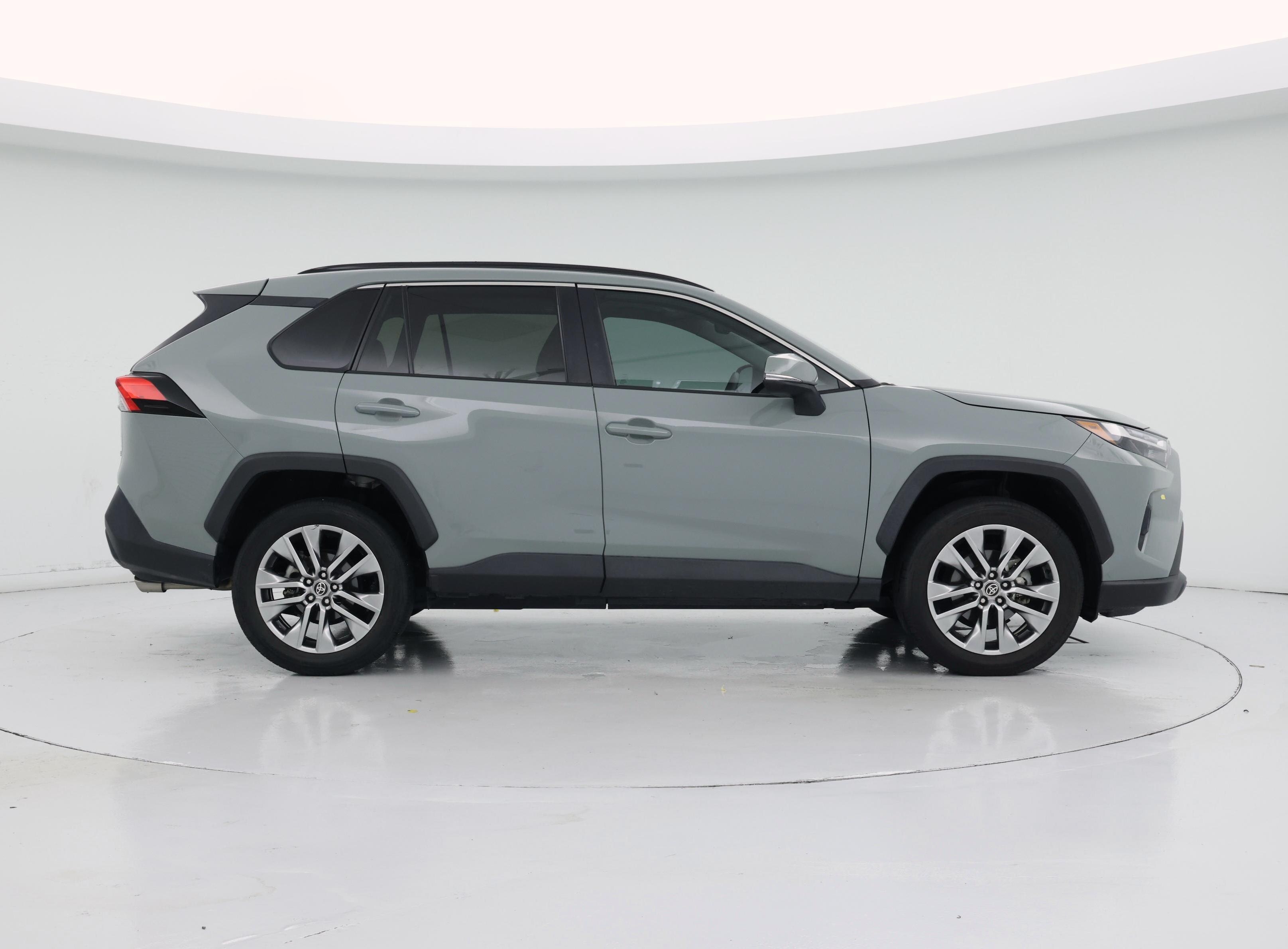Thumbnail: 2023 Toyota RAV4 - 7