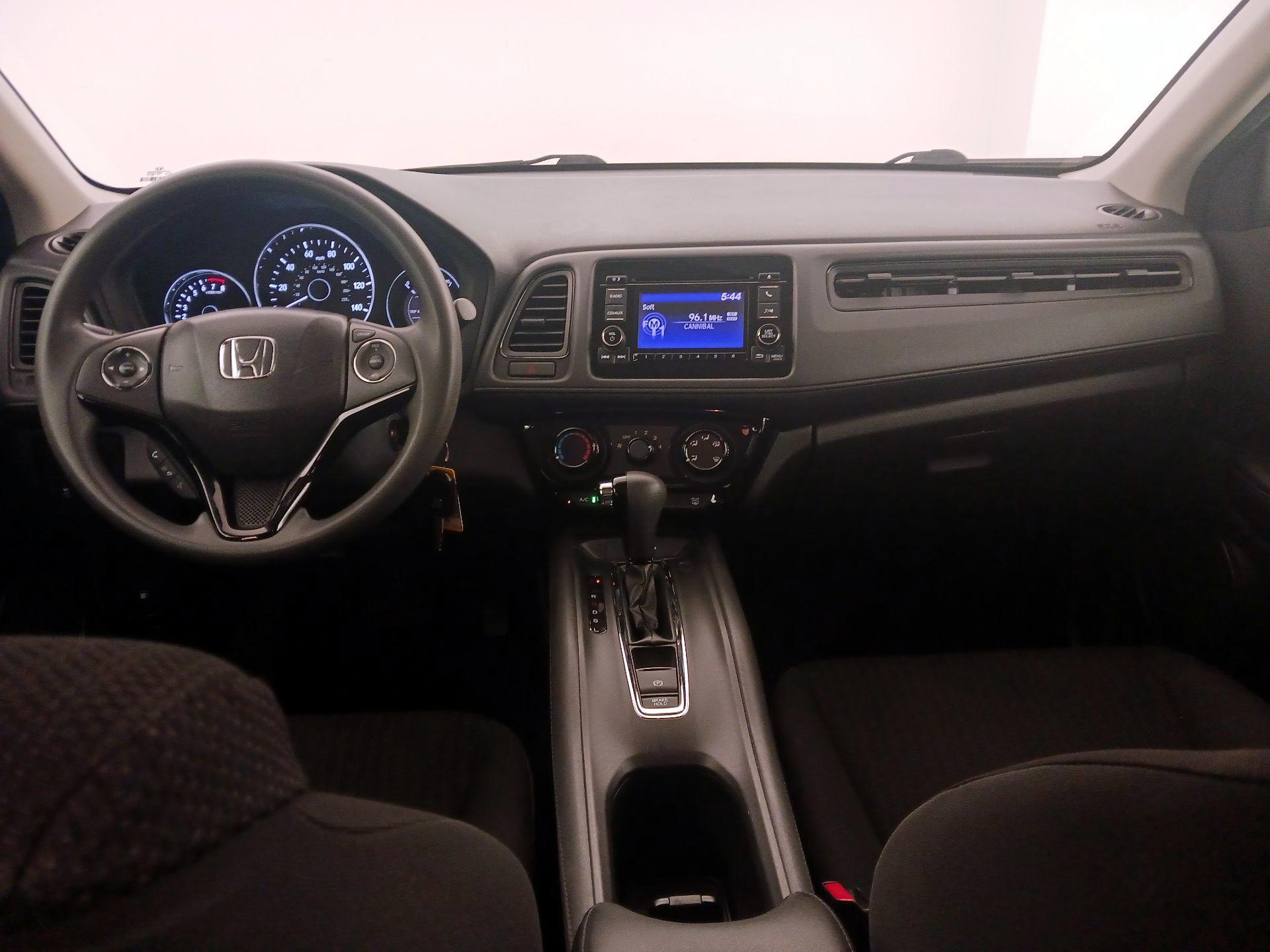 Thumbnail: 2016 Honda HR-V - 9
