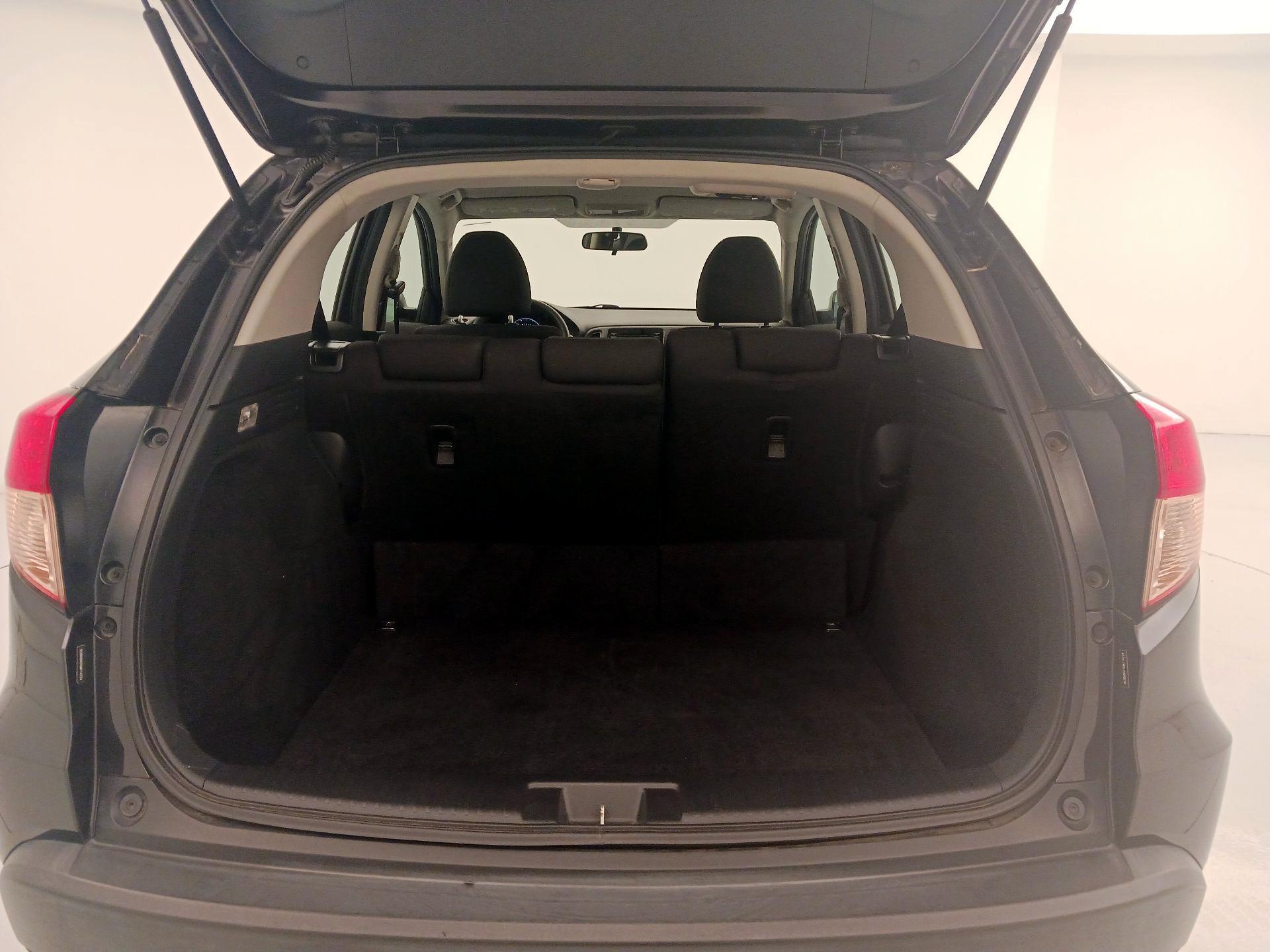 Thumbnail: 2016 Honda HR-V - 20