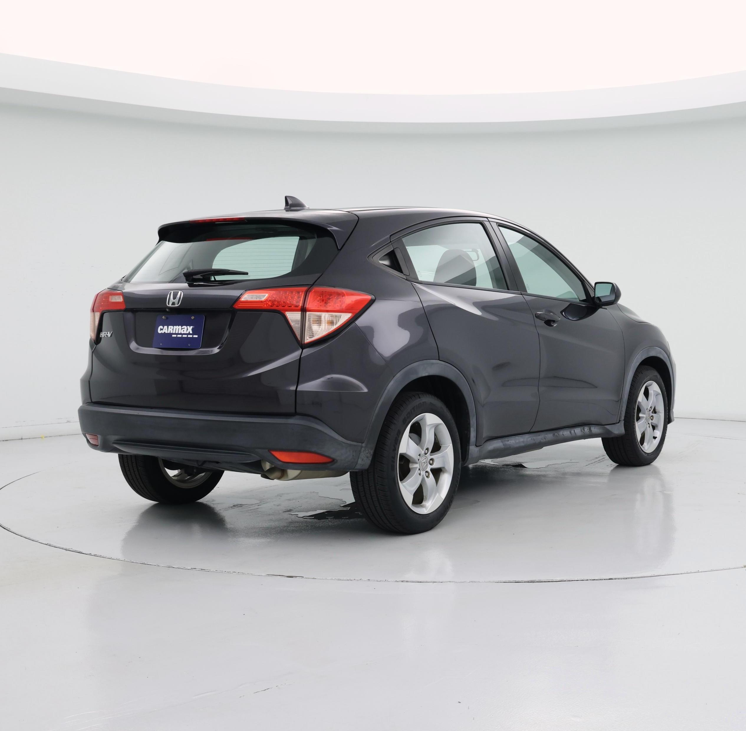 Thumbnail: 2016 Honda HR-V - 8