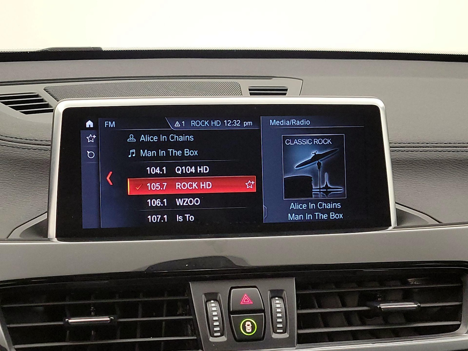 2021 BMW X1 28i - Photo 17