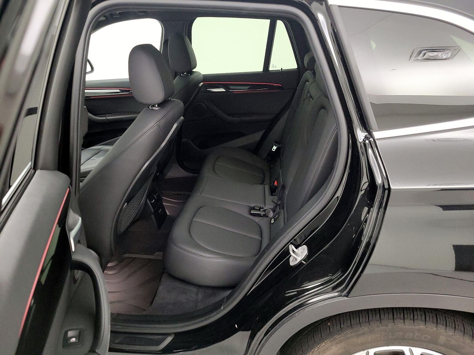 2021 BMW X1 28i - Photo 22