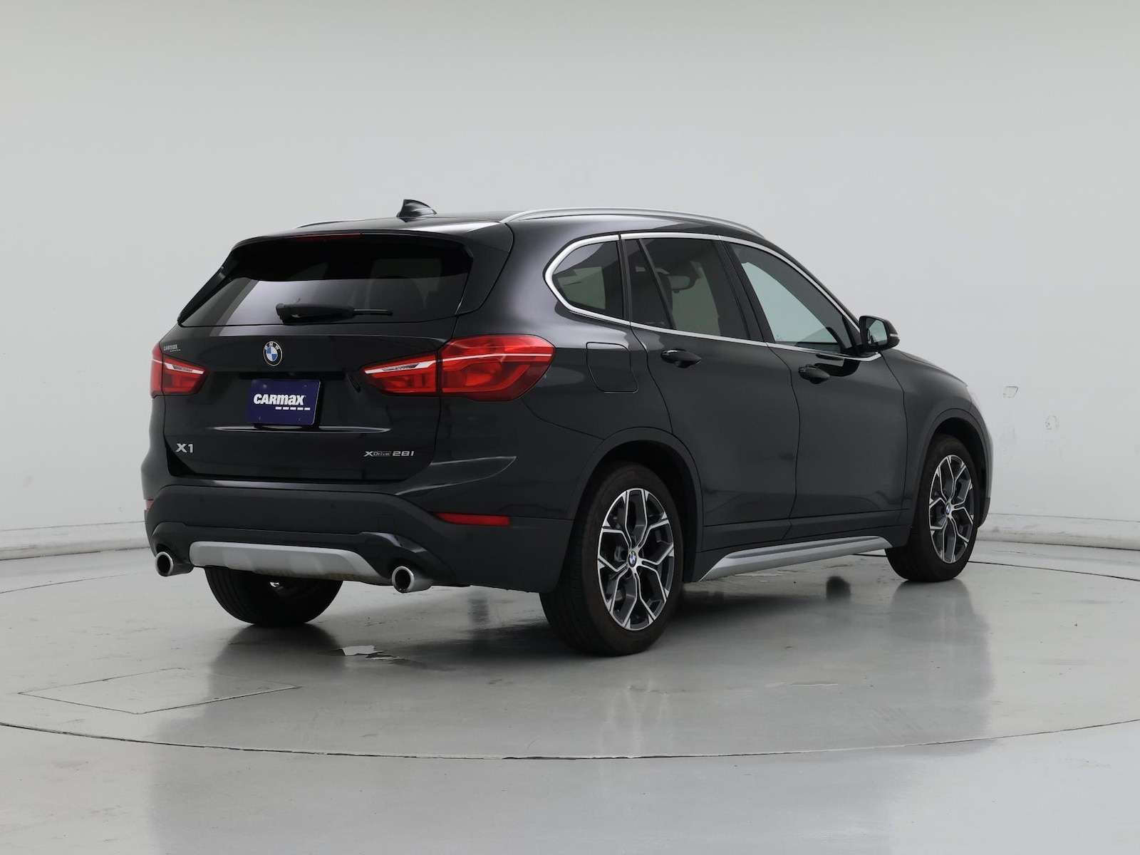2021 BMW X1 28i - Photo 9