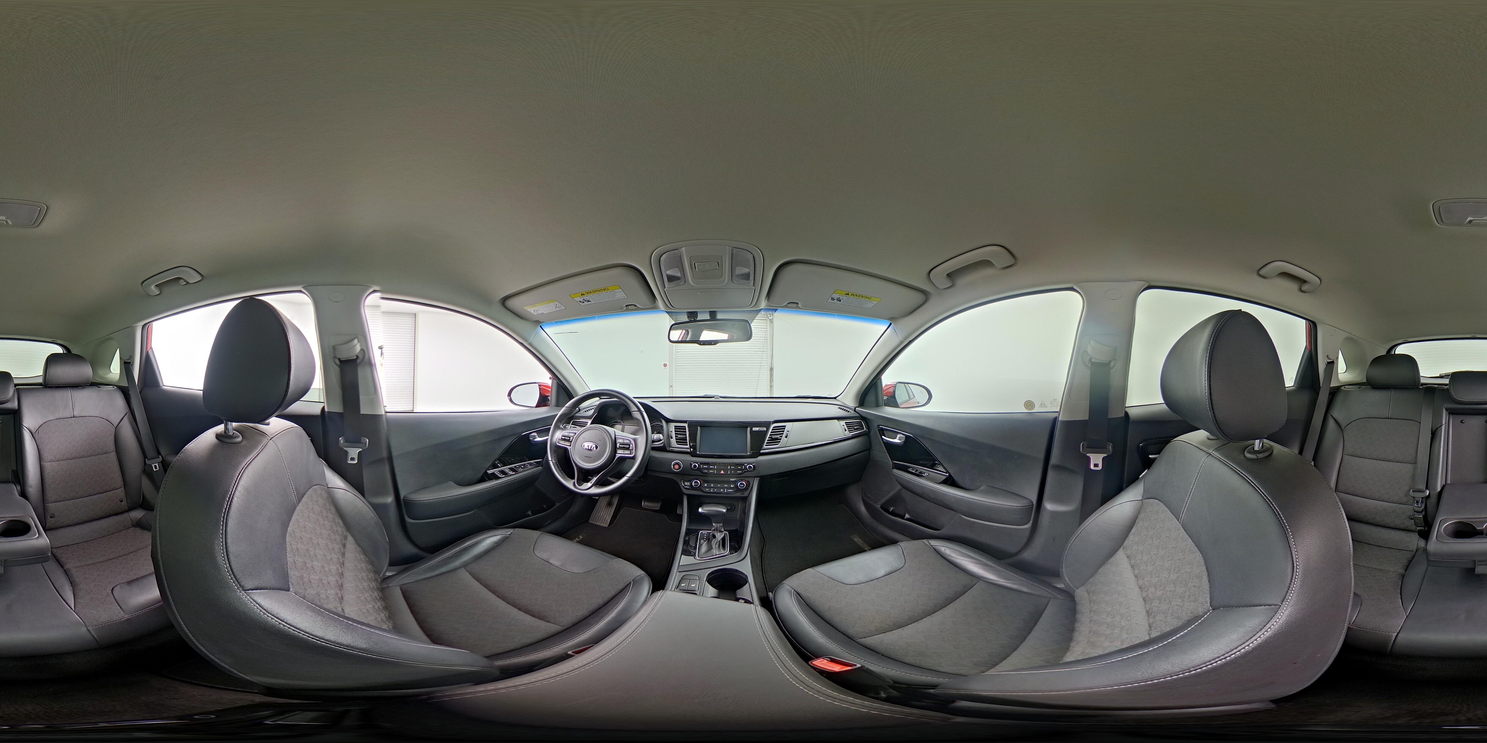 2019 Kia Niro S Touring - Photo 26