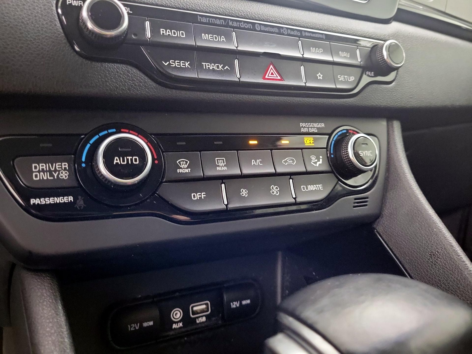 2019 Kia Niro S Touring - Photo 18