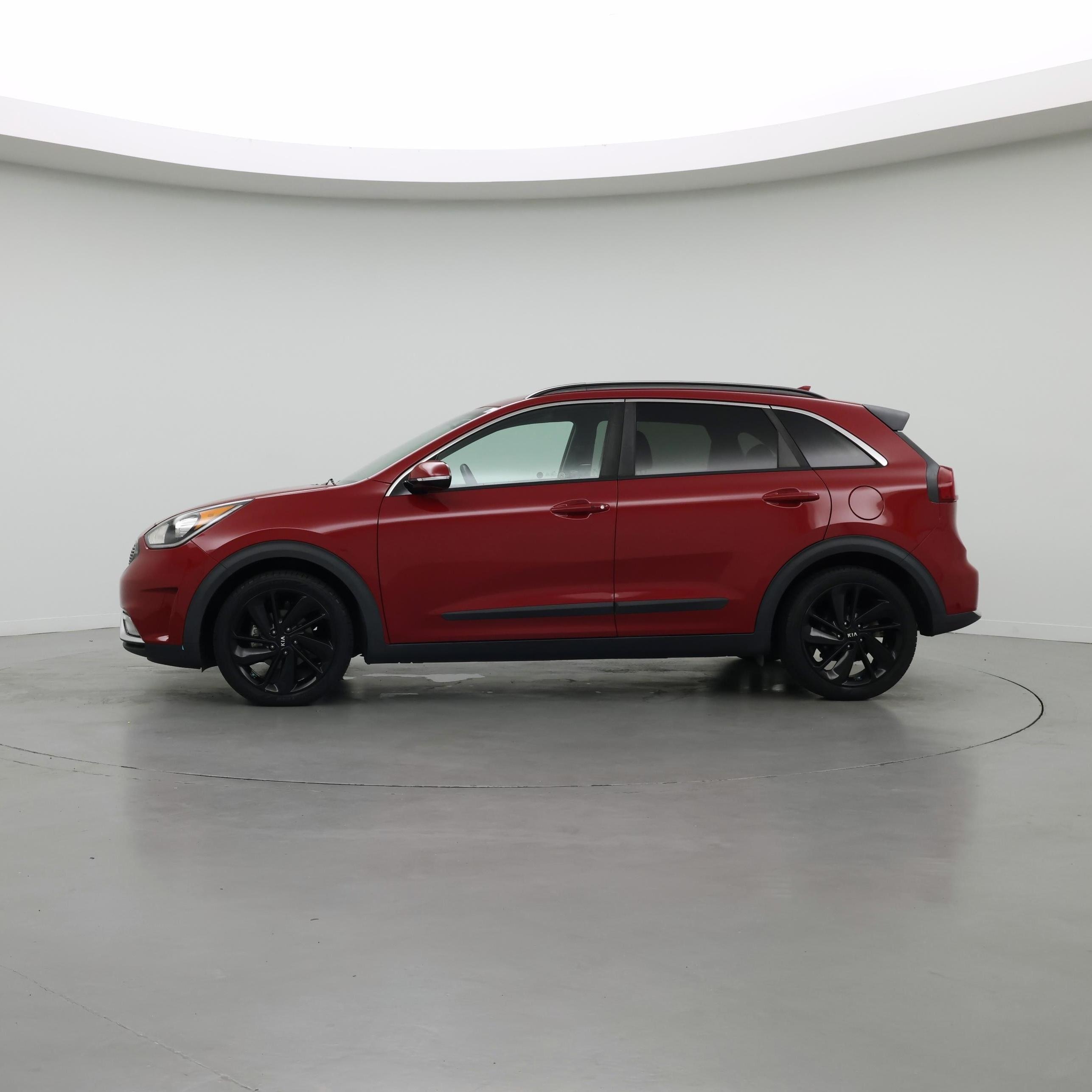 Thumbnail: 2019 Kia Niro - 3
