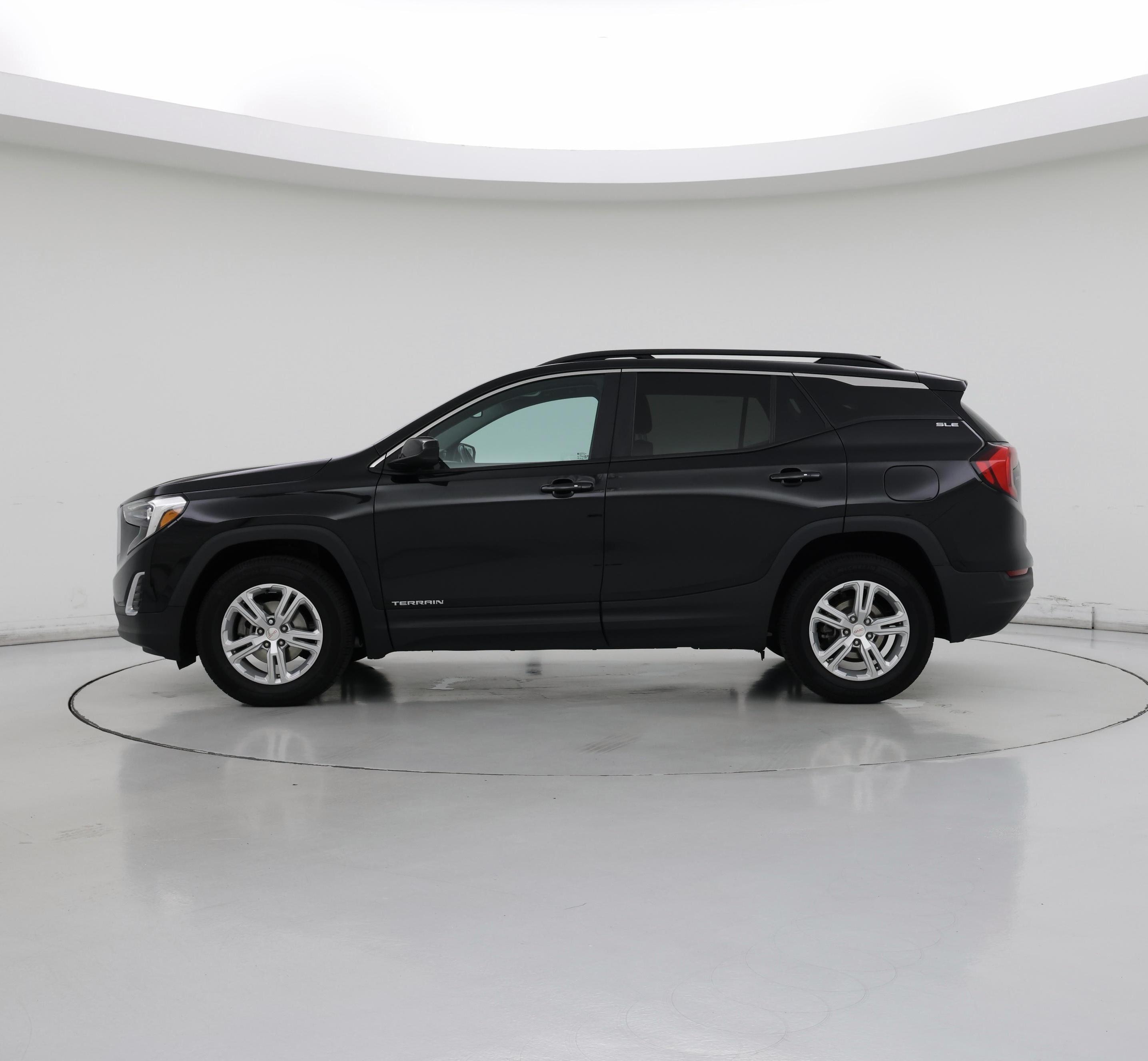 Thumbnail: 2021 GMC Terrain - 3