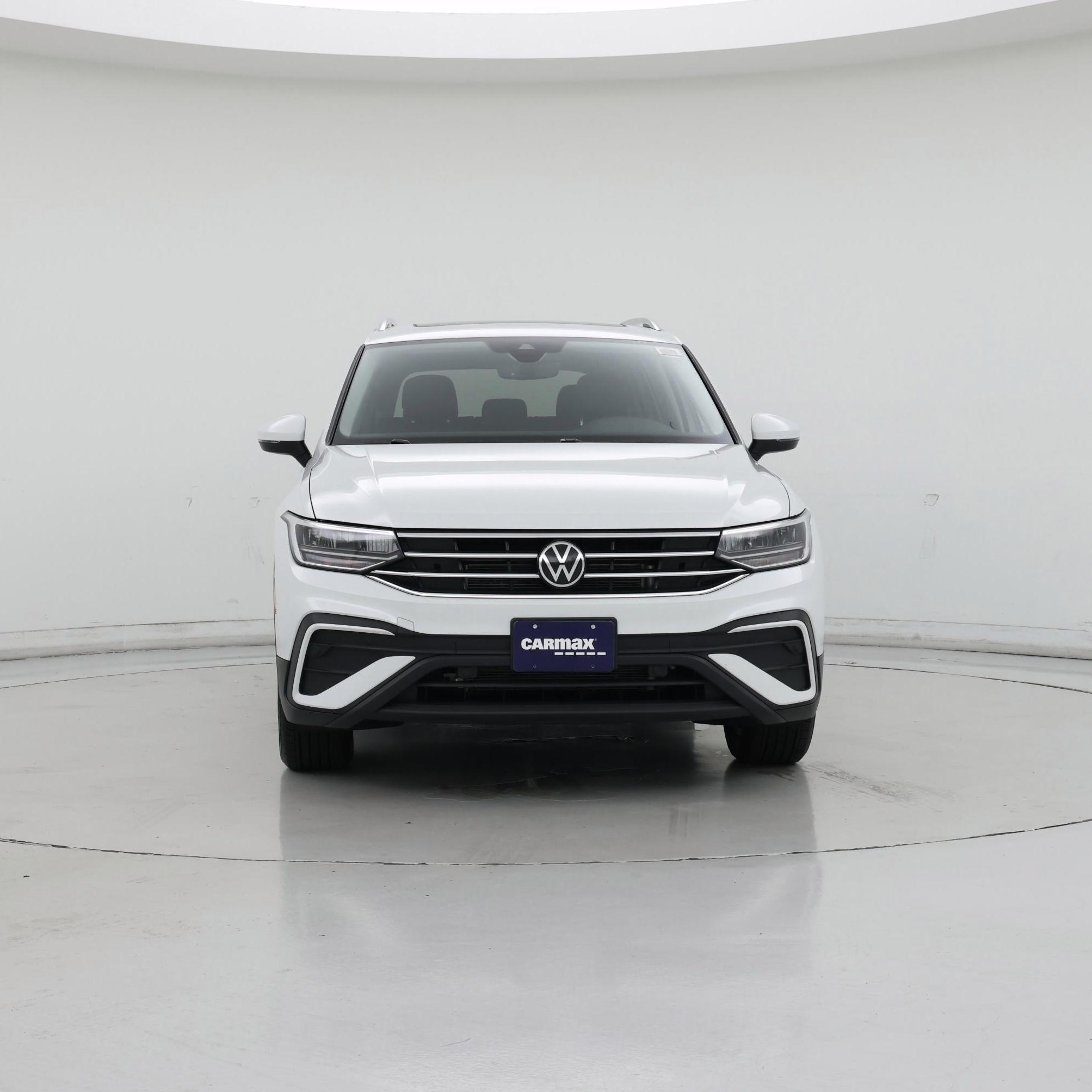 Thumbnail: 2023 Volkswagen Tiguan - 5
