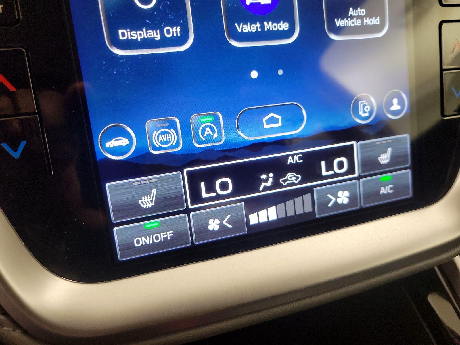 2025 Subaru Outback Onyx Edition - Photo 18