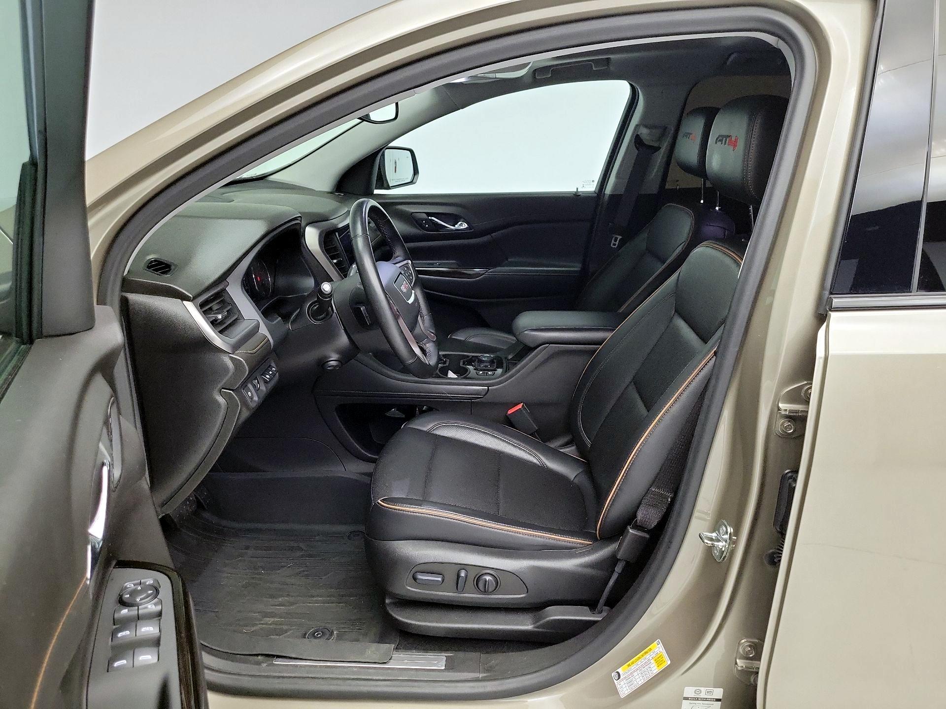 Thumbnail: 2023 GMC Acadia - 11