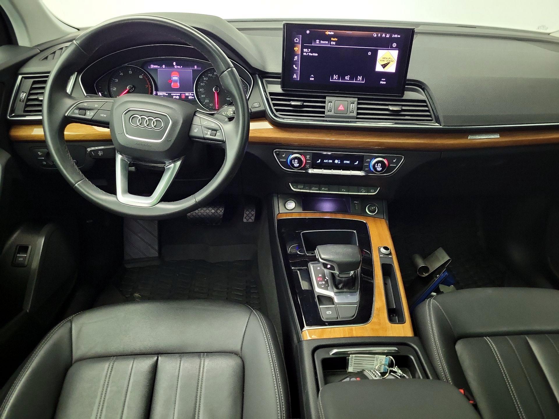 Thumbnail: 2022 Audi Q5 - 9