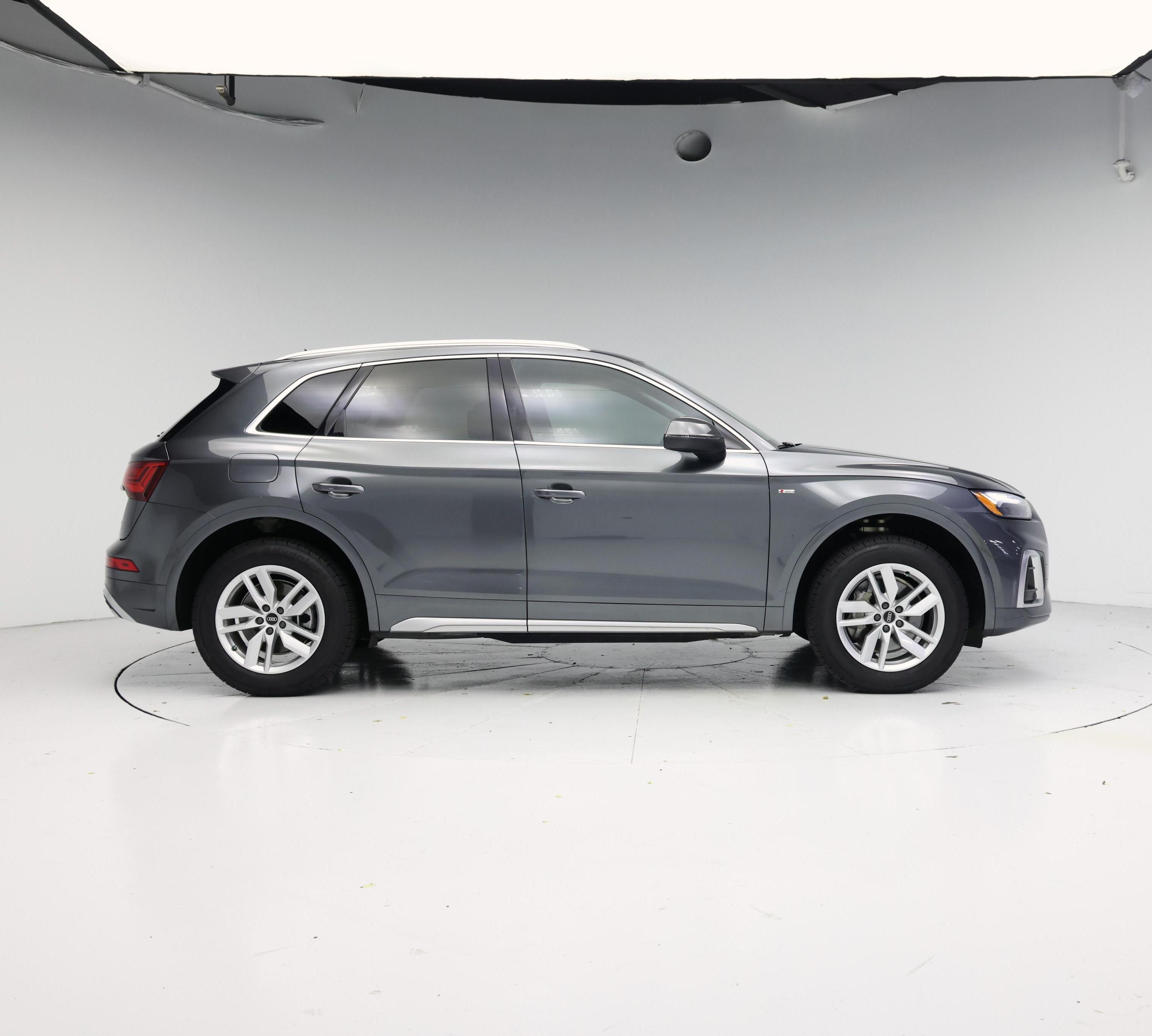 Thumbnail: 2022 Audi Q5 - 7