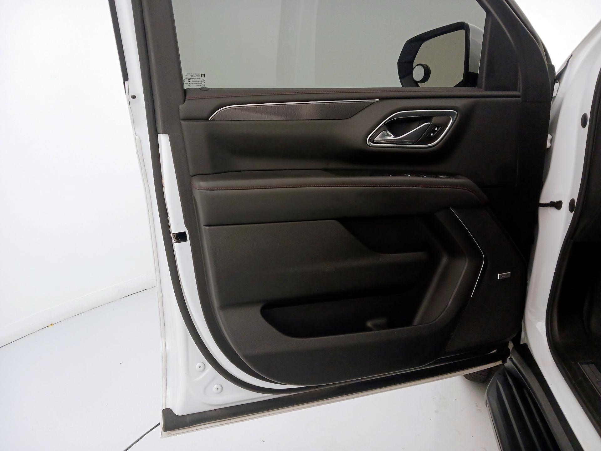 Thumbnail: 2021 Chevrolet Tahoe - 12