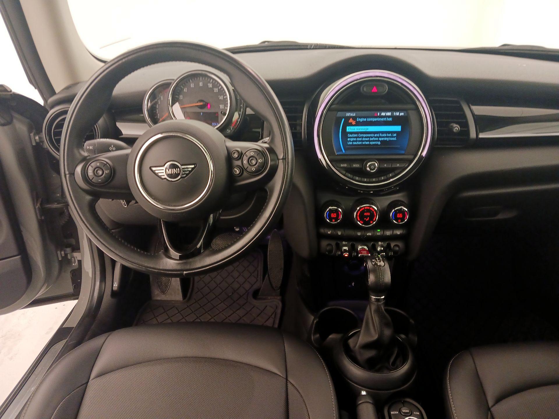 Thumbnail: 2019 MINI Cooper Hardtop - 10