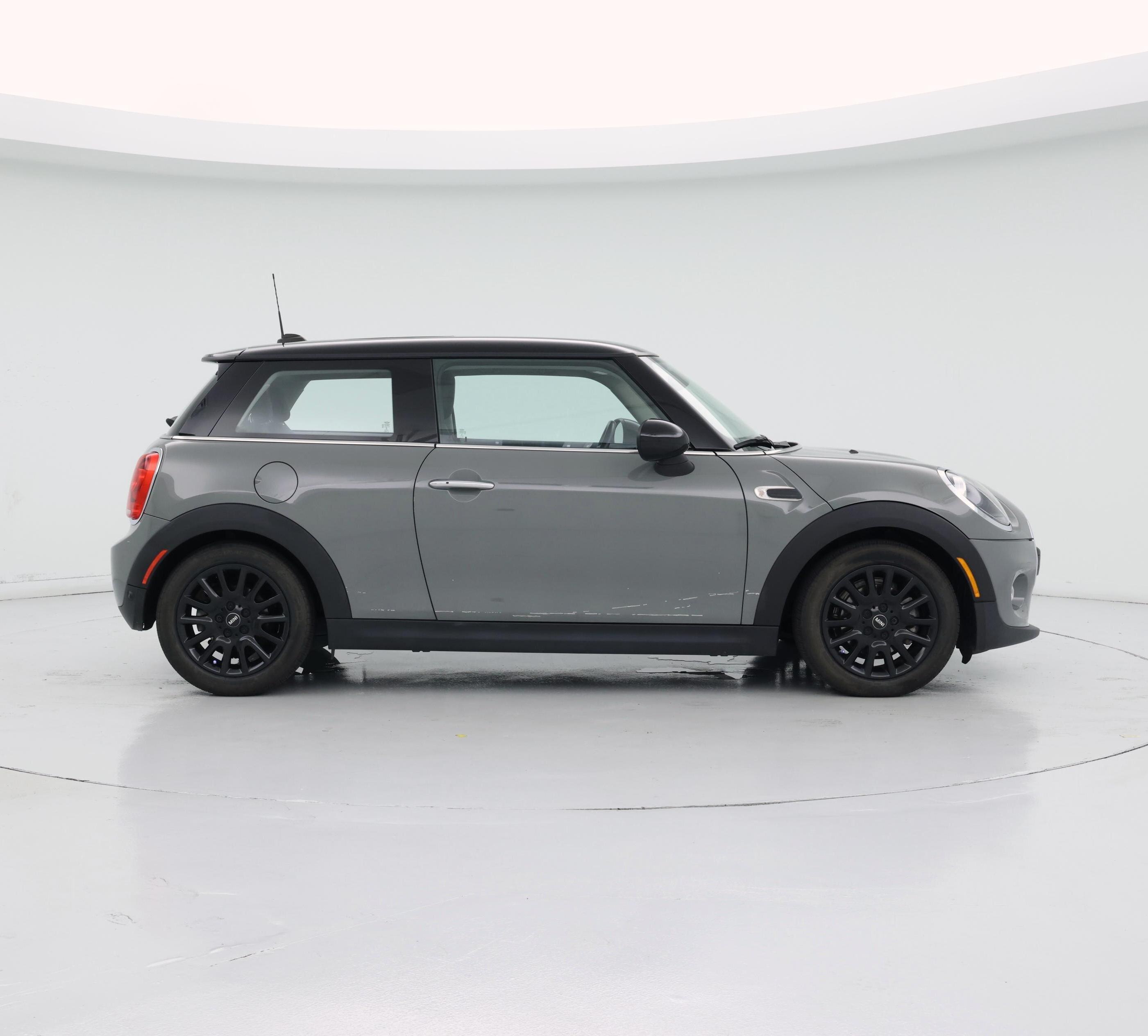 Thumbnail: 2019 MINI Cooper Hardtop - 7