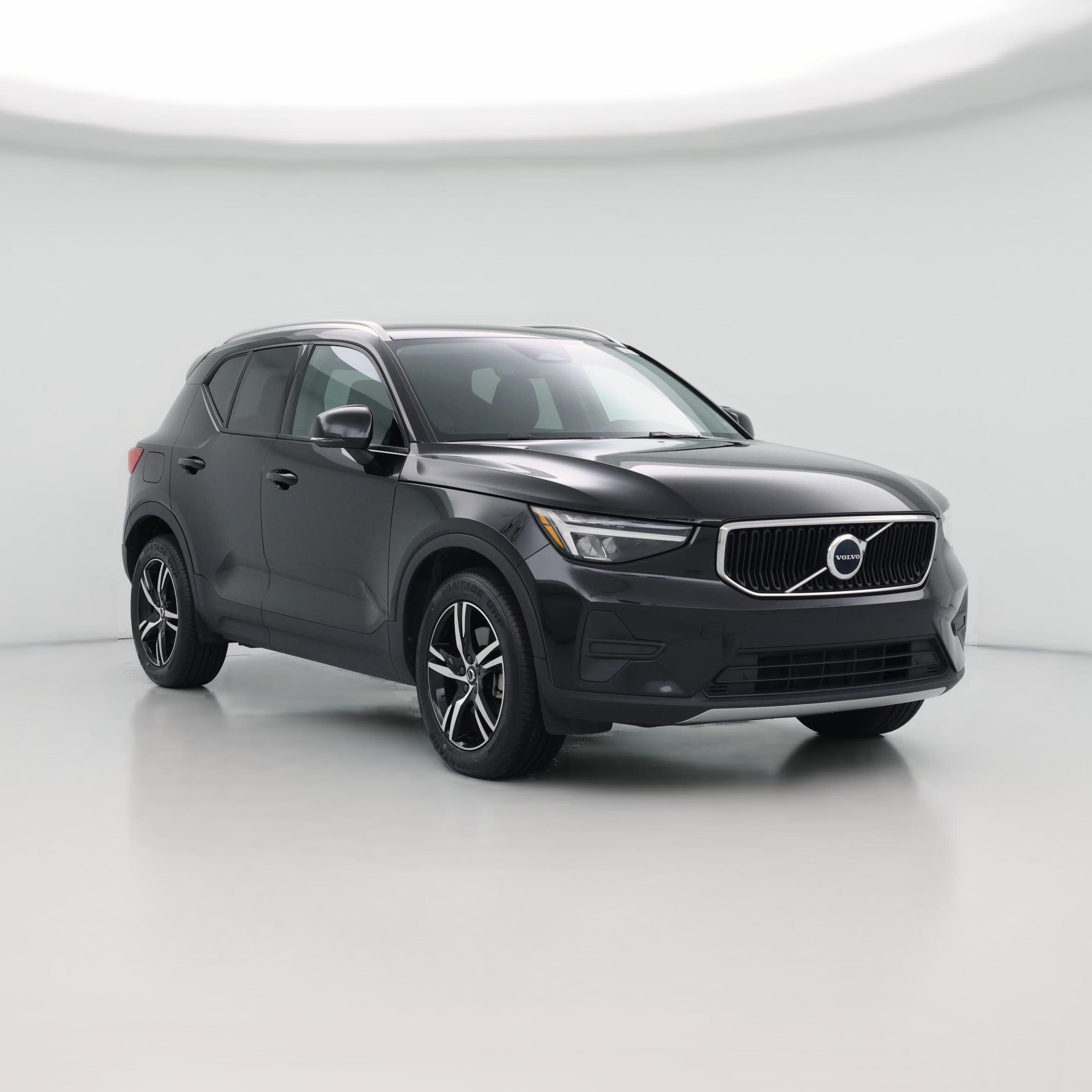 Thumbnail: 2023 Volvo XC40 - 1