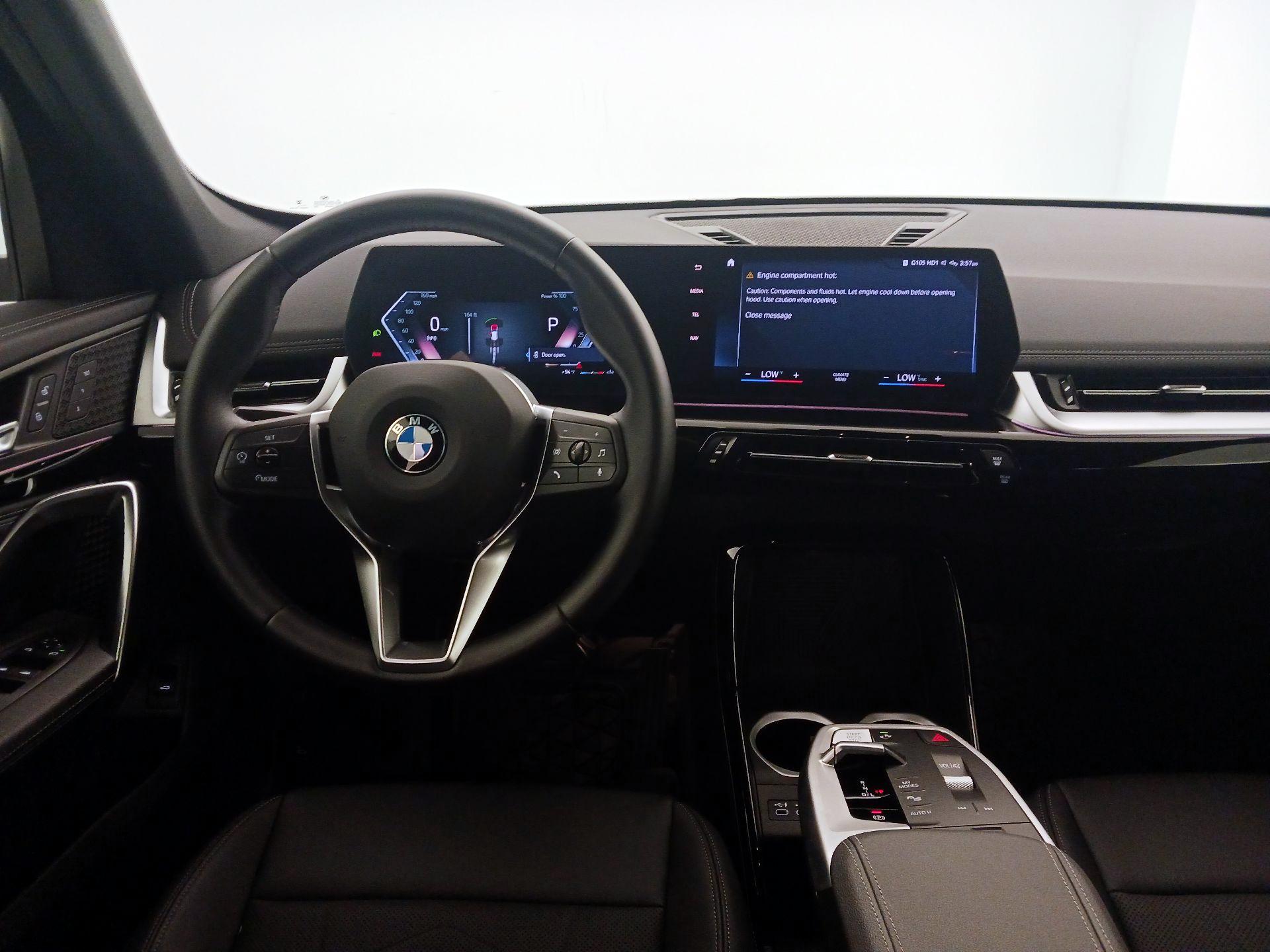 Thumbnail: 2023 BMW X1 - 10