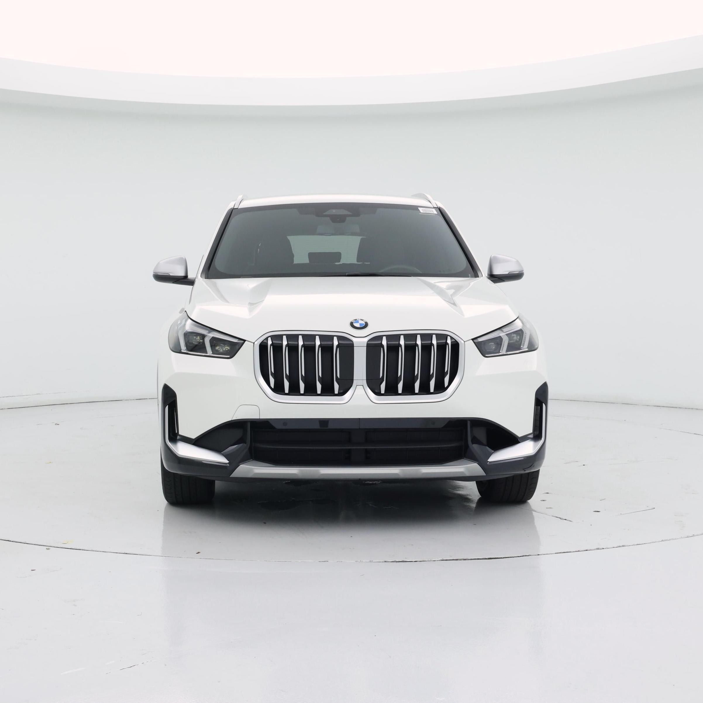 Thumbnail: 2023 BMW X1 - 5