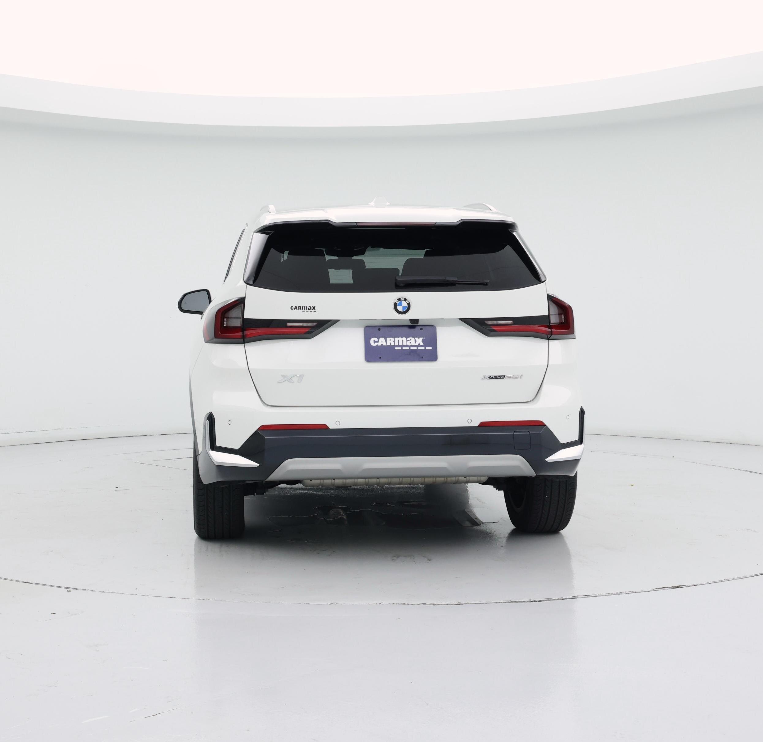 Thumbnail: 2023 BMW X1 - 6