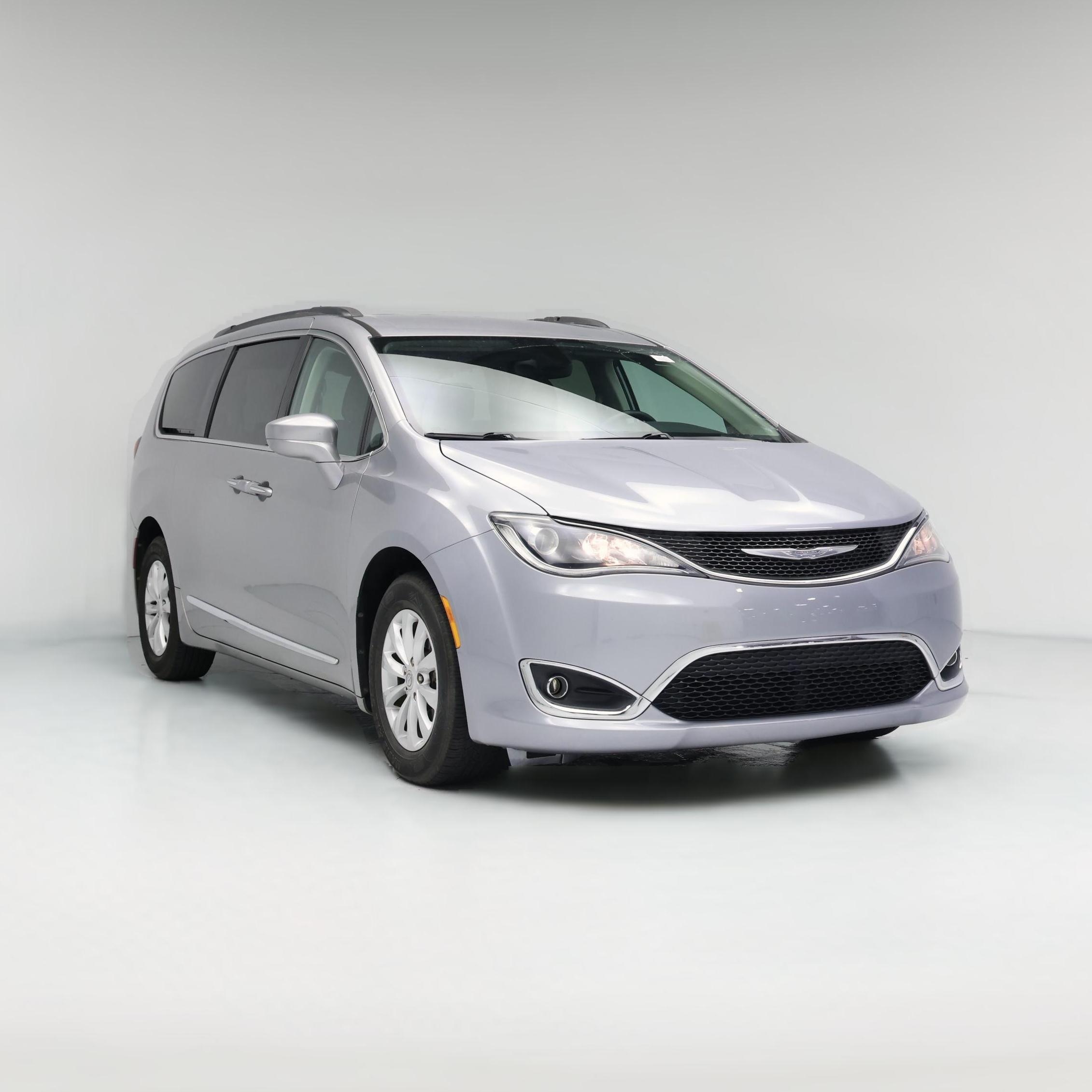 Thumbnail: 2017 Chrysler Pacifica - 1