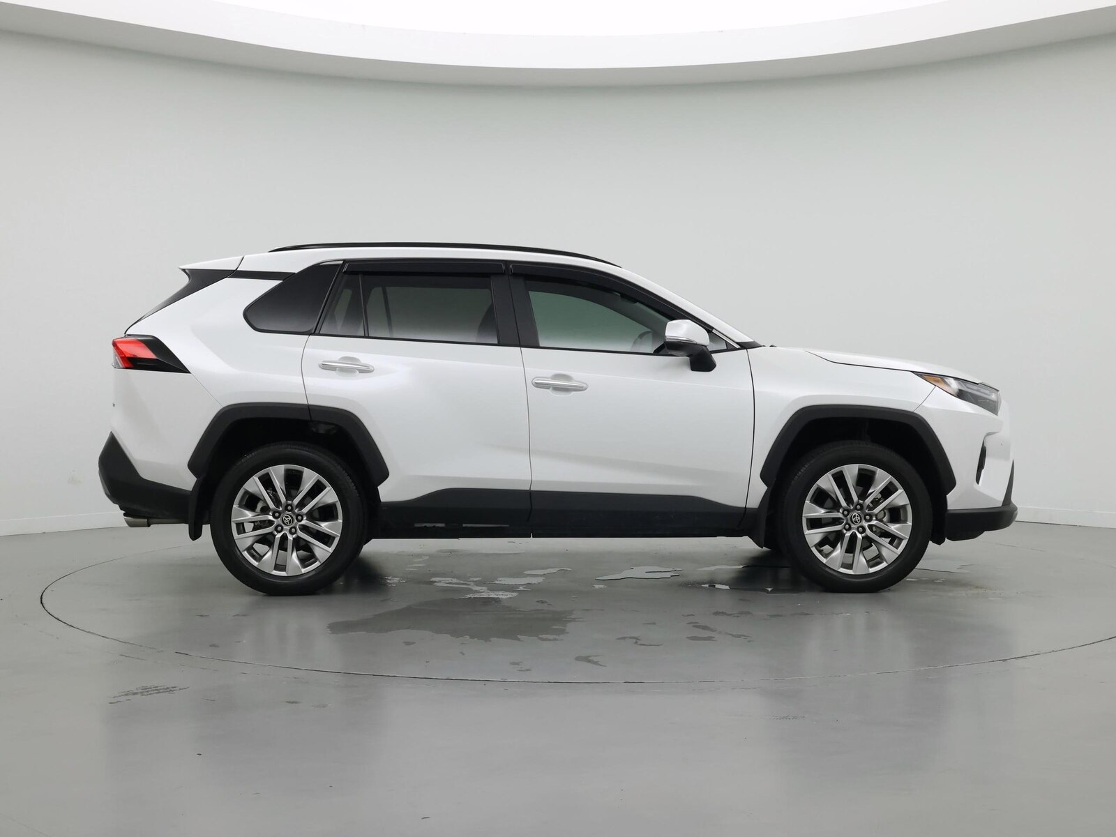 2025 Toyota RAV4 Limited - Photo 8