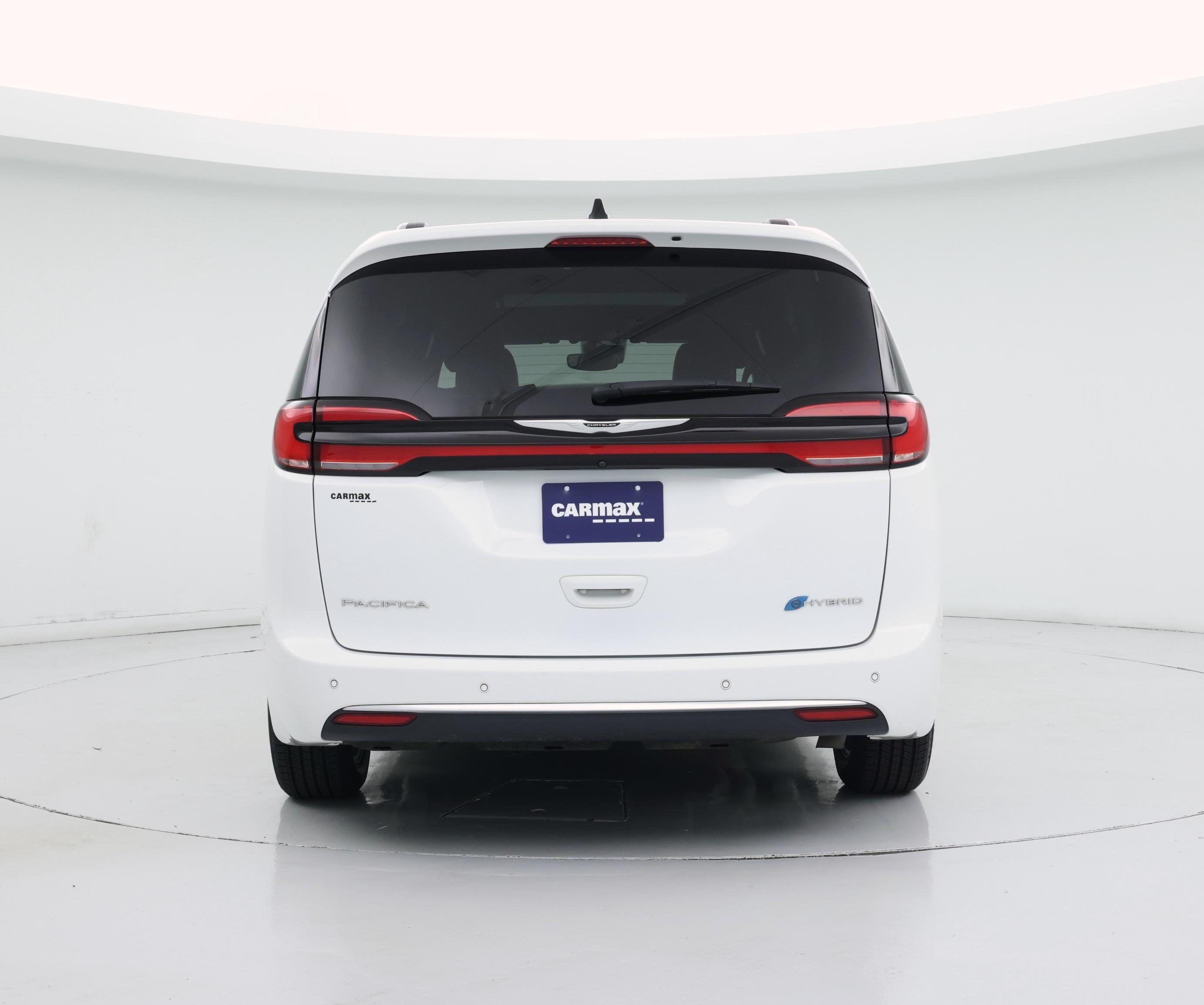 Thumbnail: 2024 Chrysler Pacifica - 6