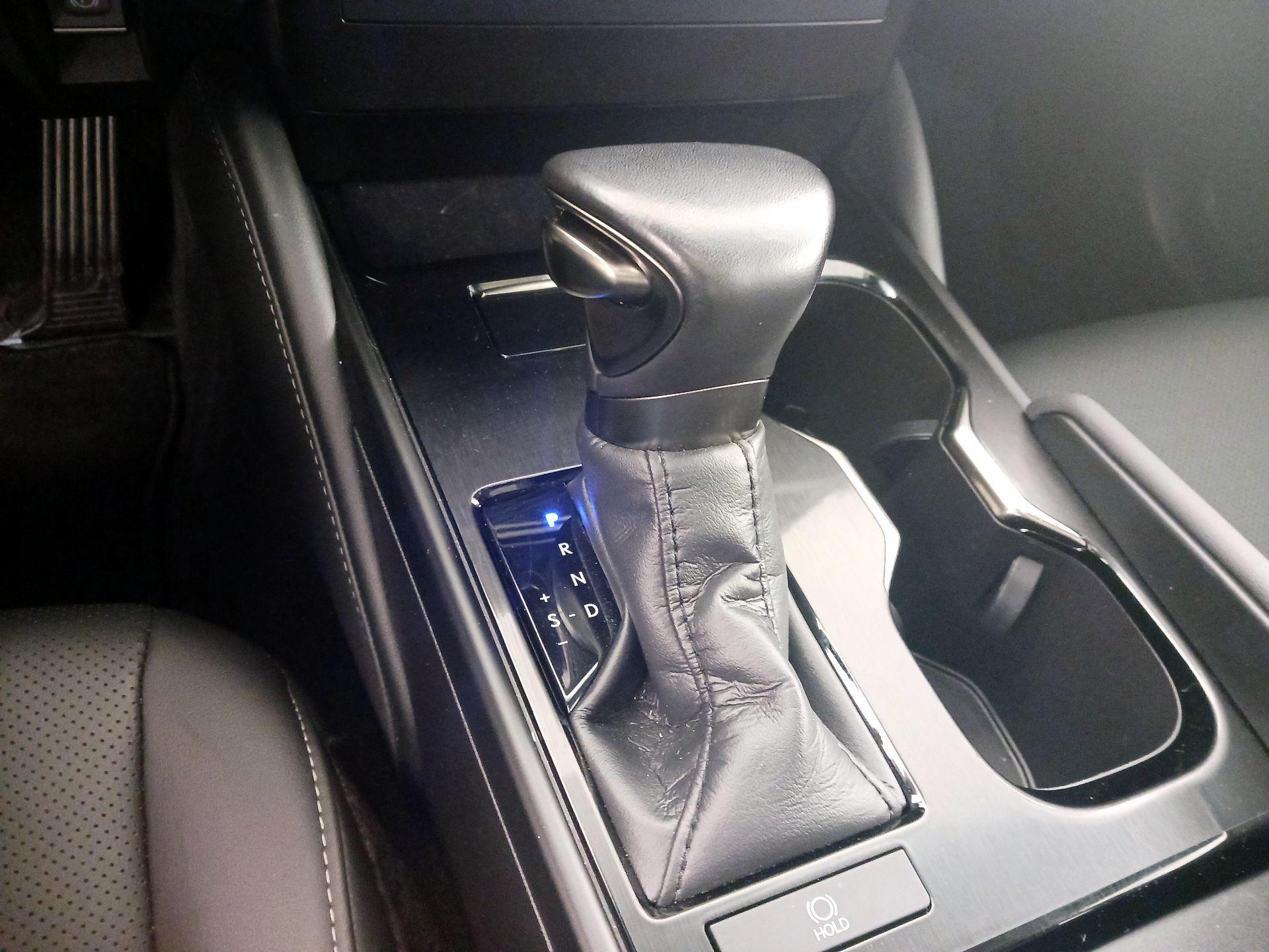 Thumbnail: 2023 Lexus ES - 17