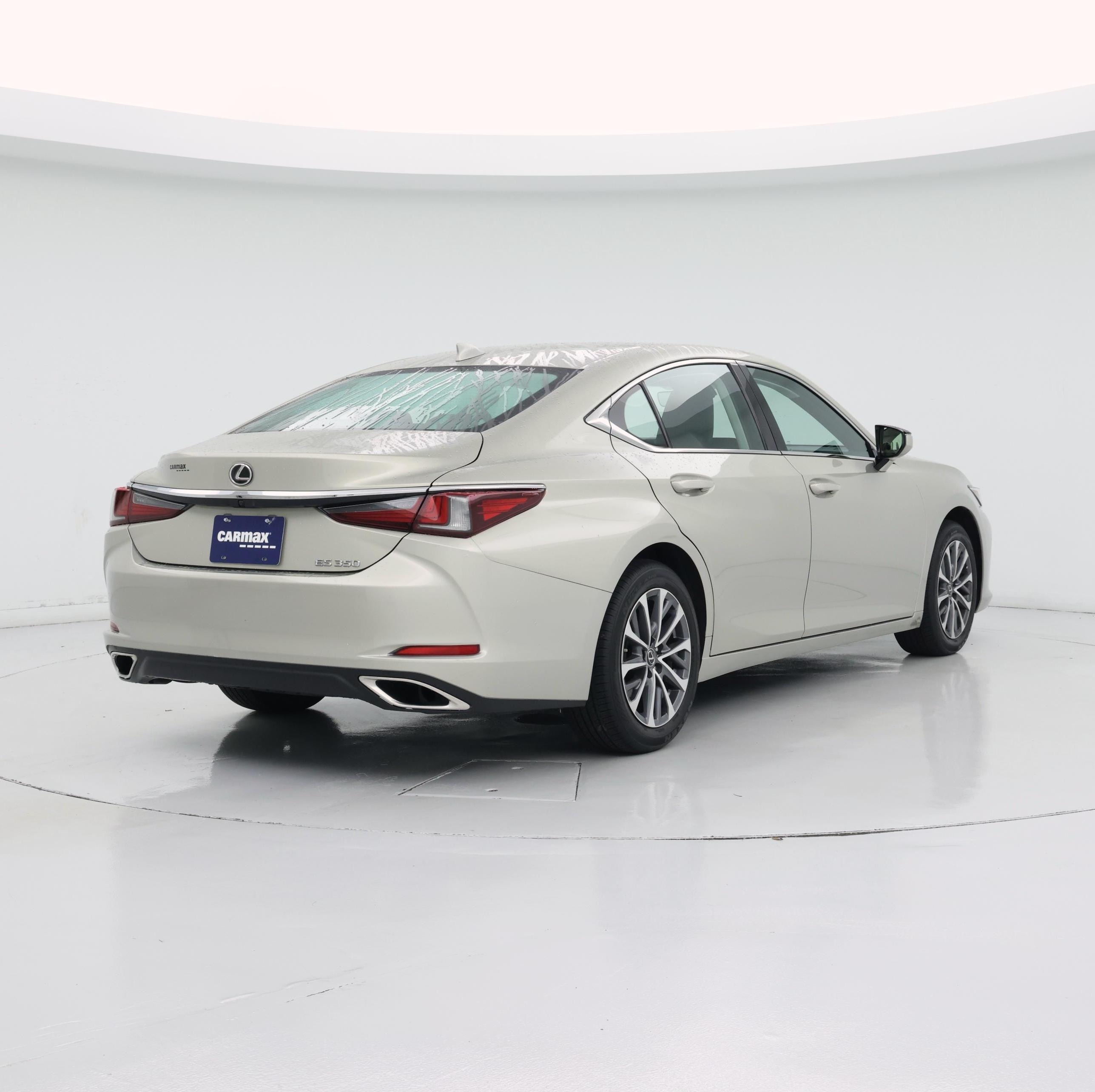 Thumbnail: 2023 Lexus ES - 8