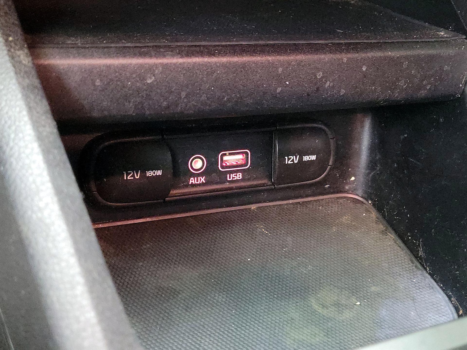 2021 Kia Forte LXS - Photo 19