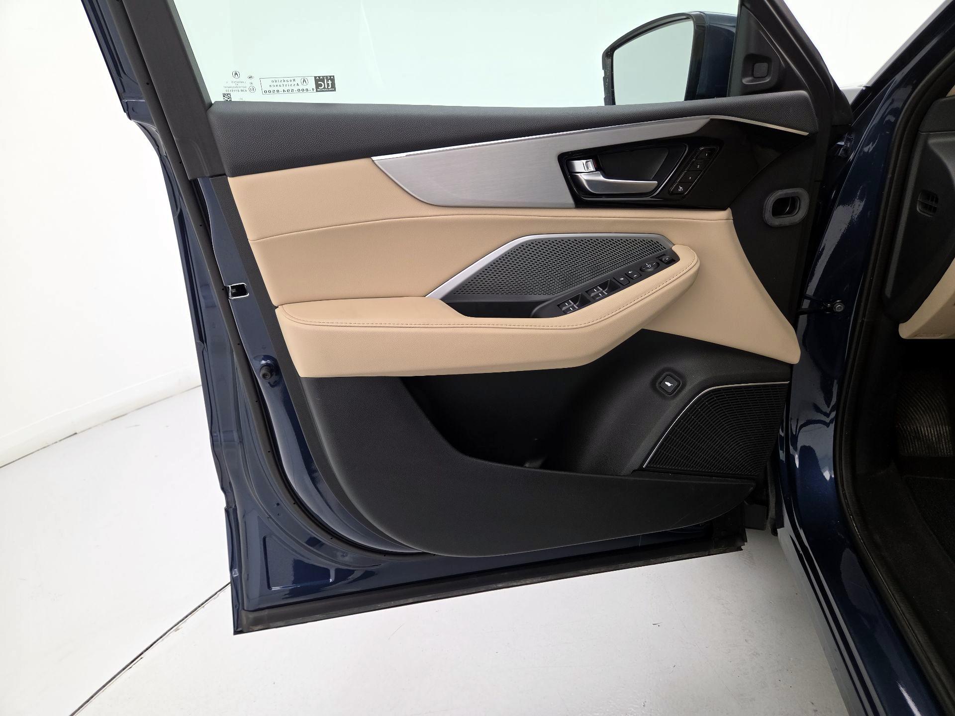 Thumbnail: 2025 Acura MDX - 12