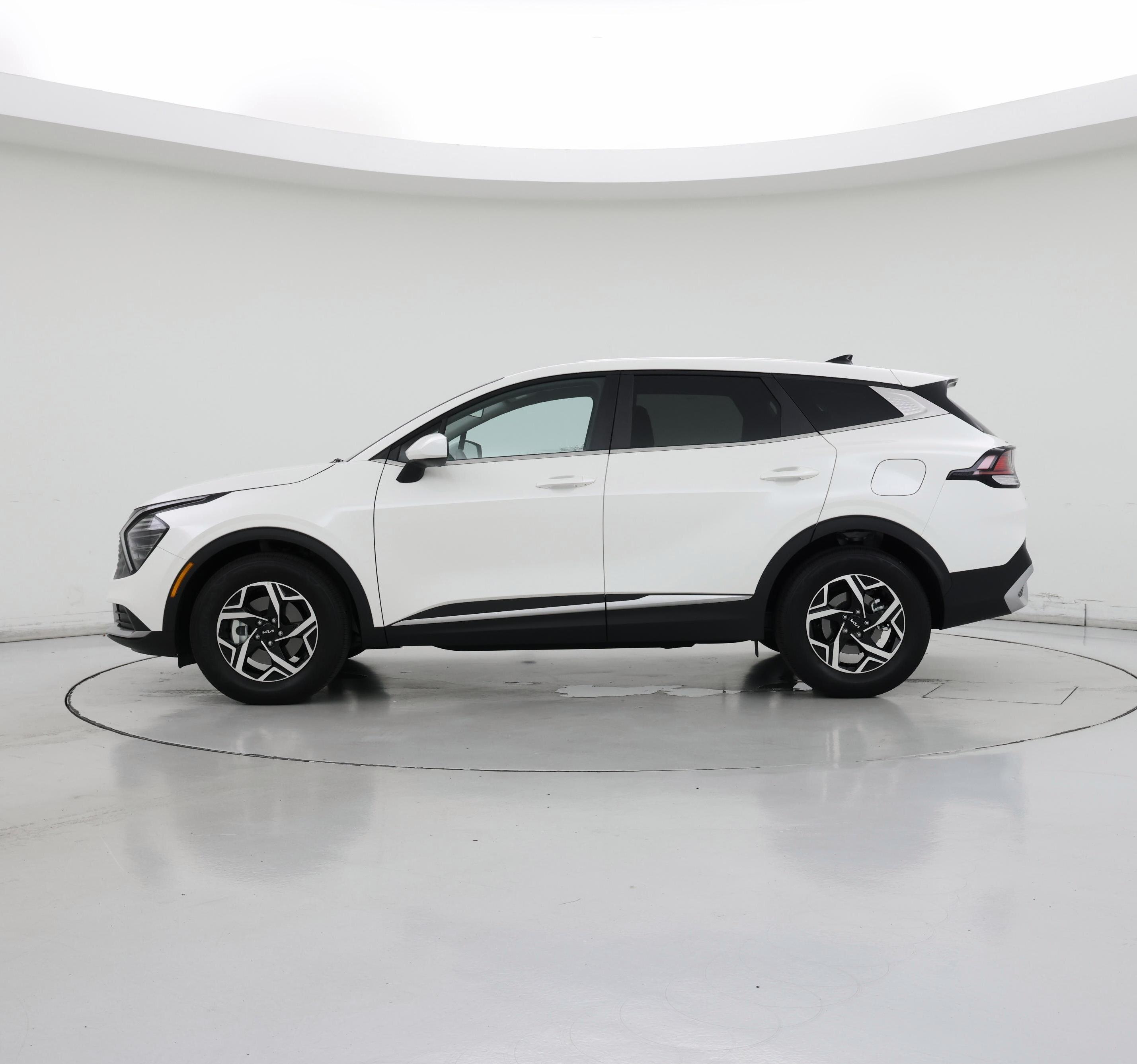 Thumbnail: 2025 Kia Sportage - 3