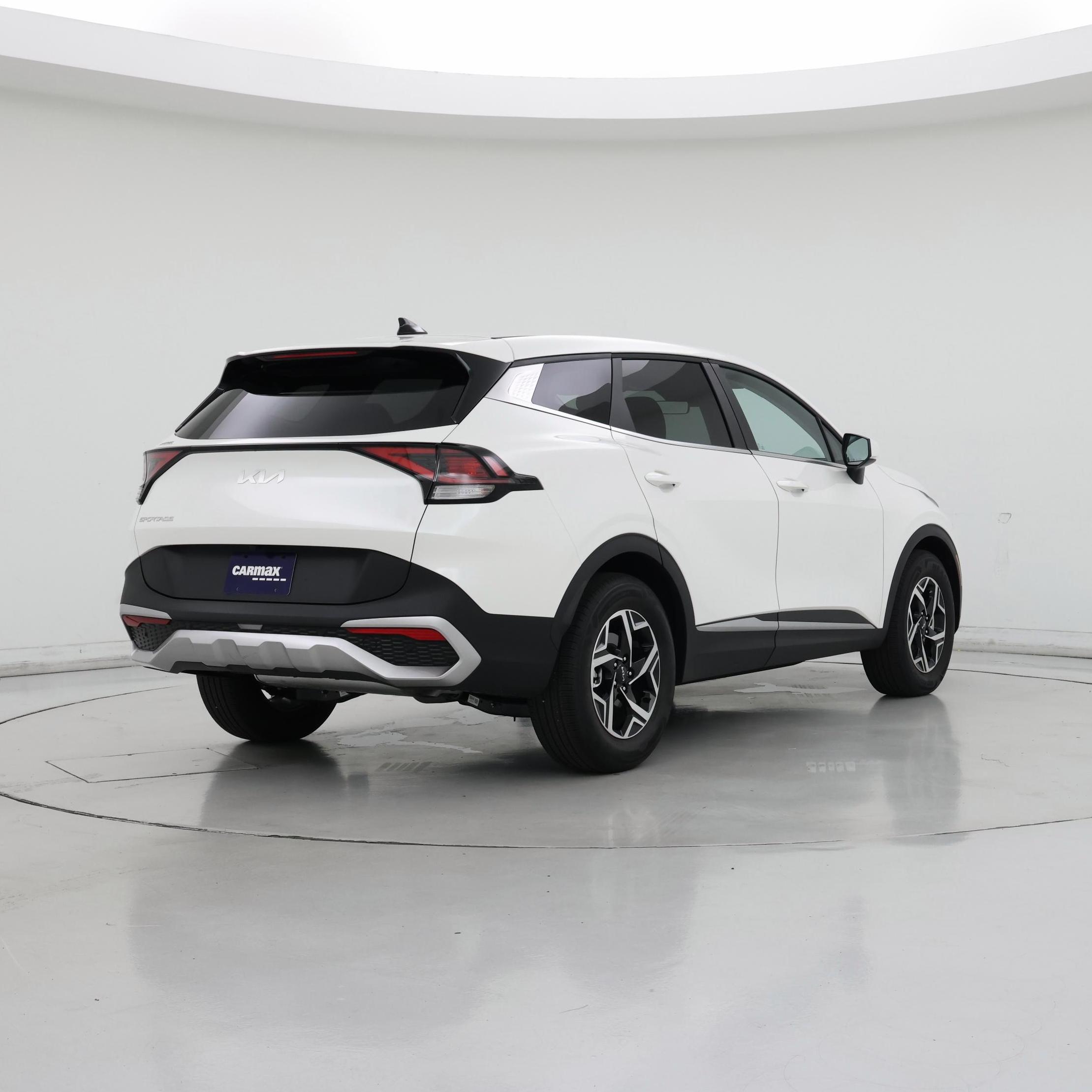 Thumbnail: 2025 Kia Sportage - 8