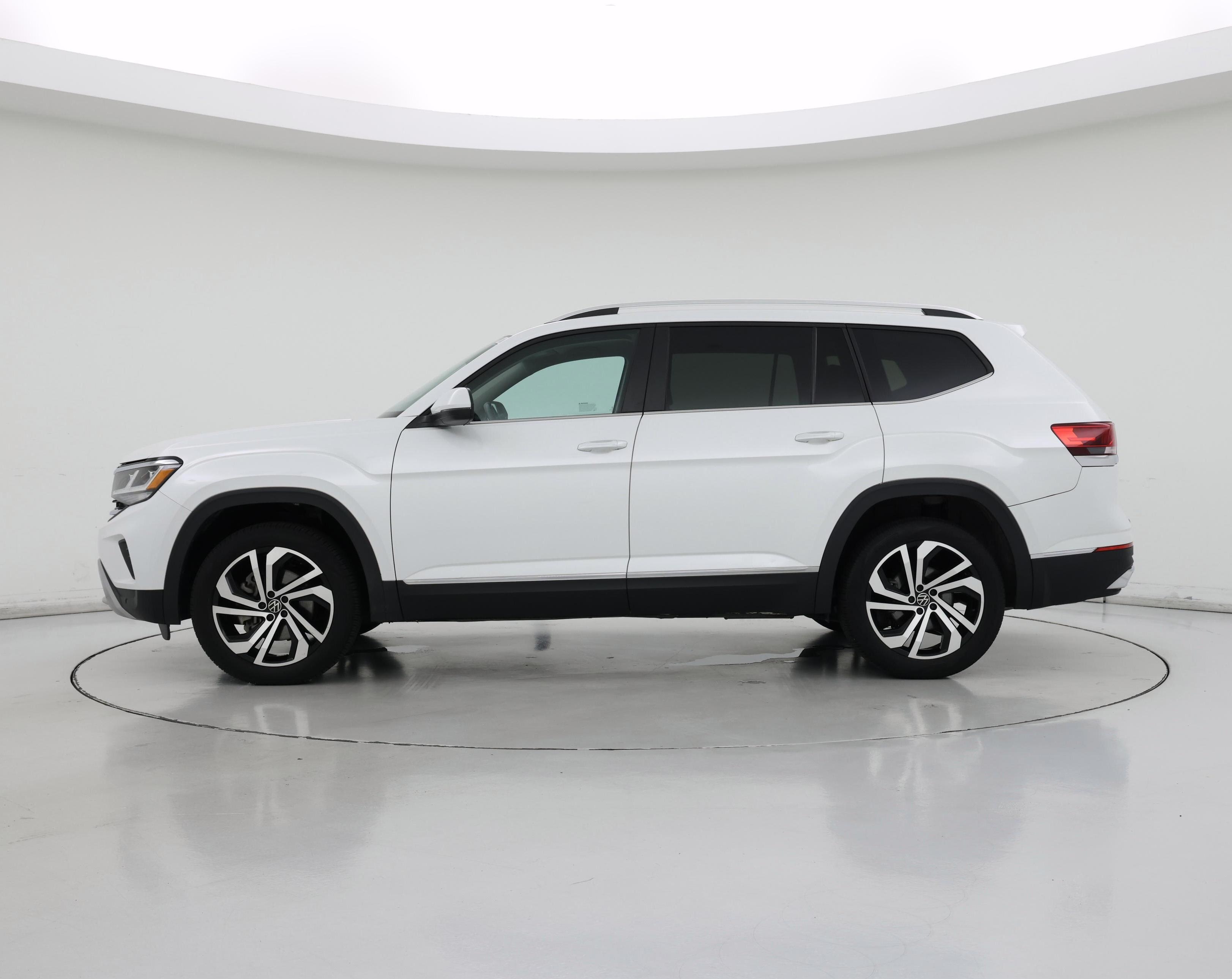 Thumbnail: 2023 Volkswagen Atlas - 3