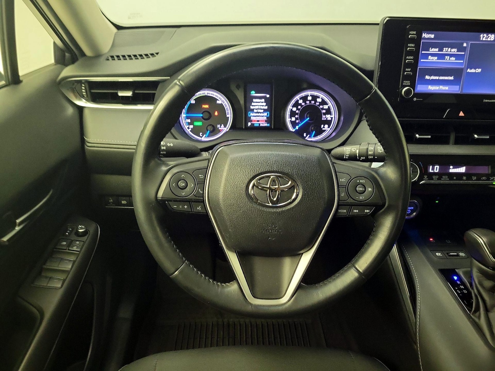 2021 Toyota Venza LE - Photo 11
