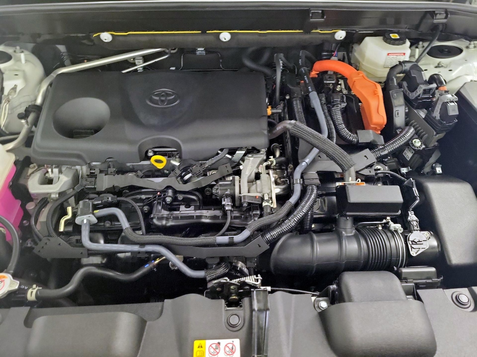 2021 Toyota Venza LE - Photo 22