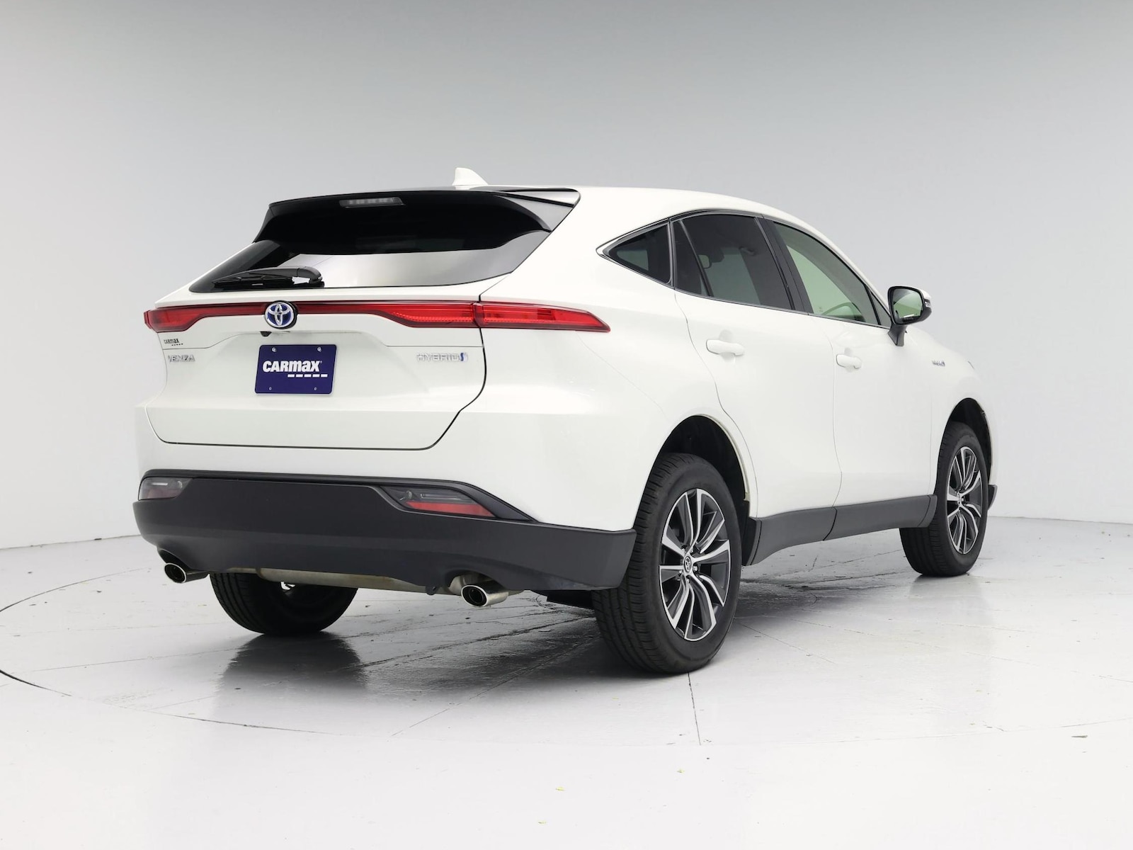 2021 Toyota Venza LE - Photo 9