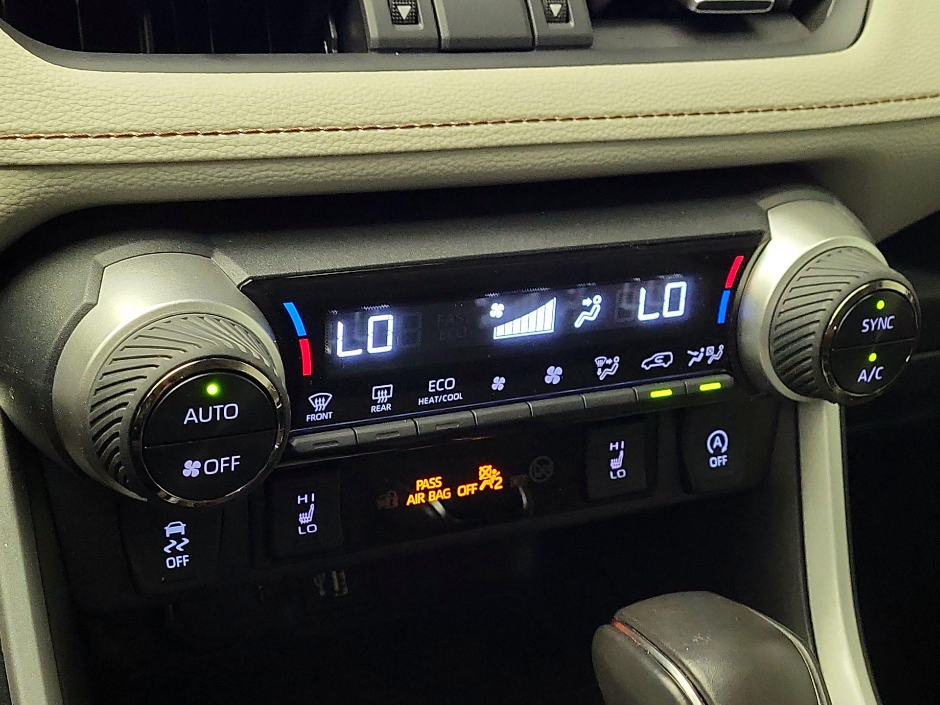 Thumbnail: 2025 Toyota RAV4 - 16