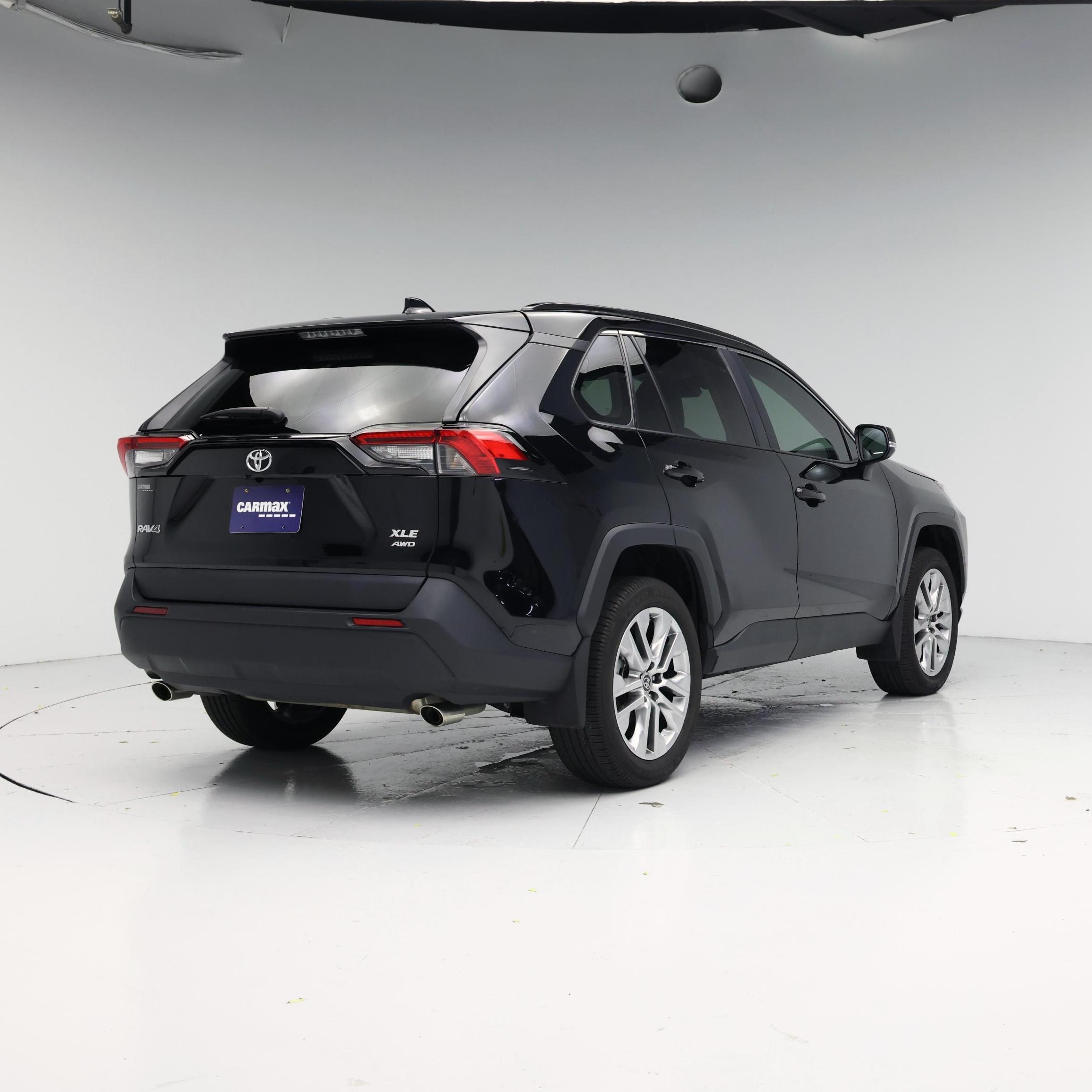 Thumbnail: 2025 Toyota RAV4 - 8