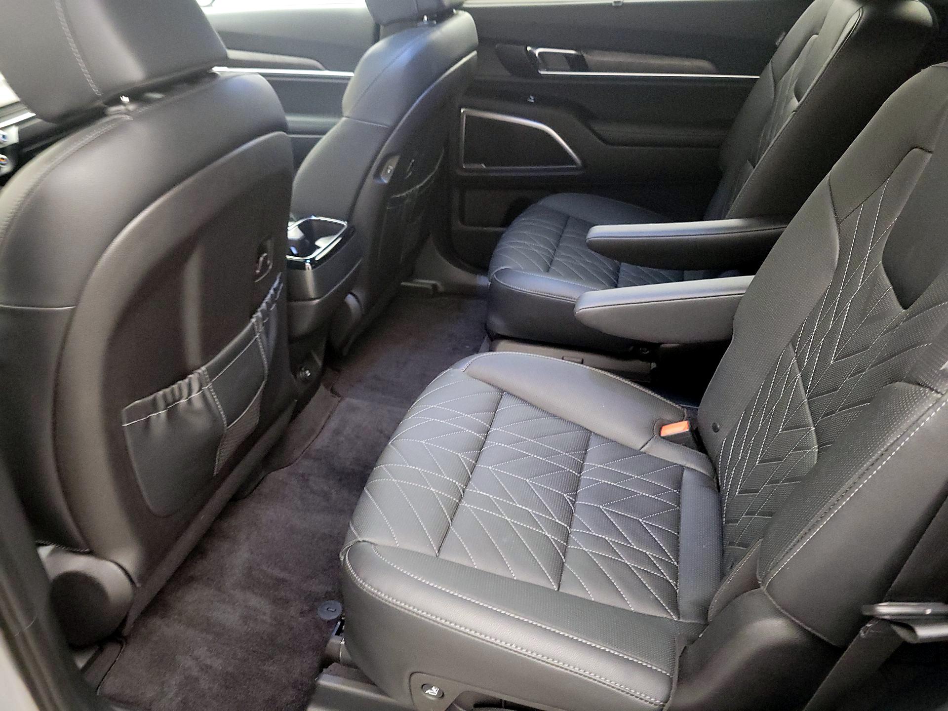 Thumbnail: 2024 Kia Telluride - 20