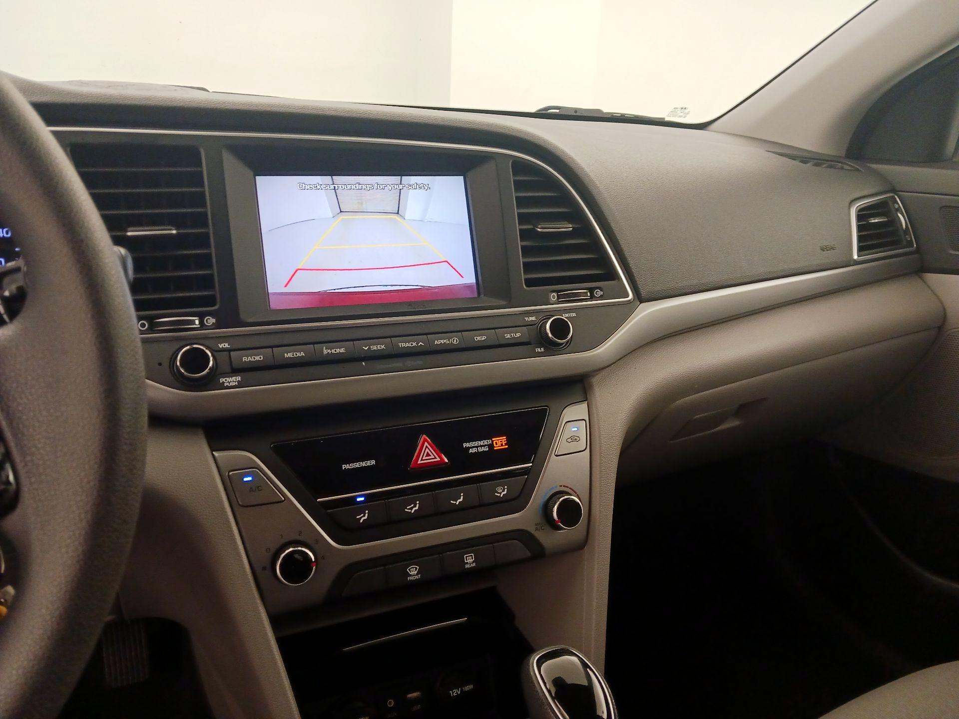 Thumbnail: 2017 Hyundai Elantra - 14