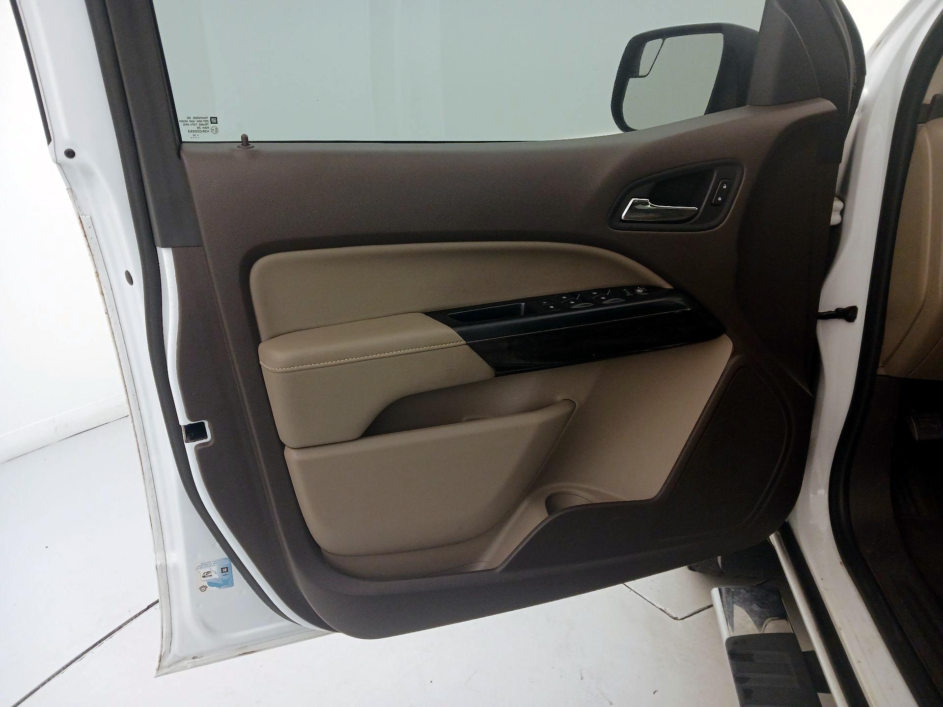 Thumbnail: 2016 GMC Canyon - 12