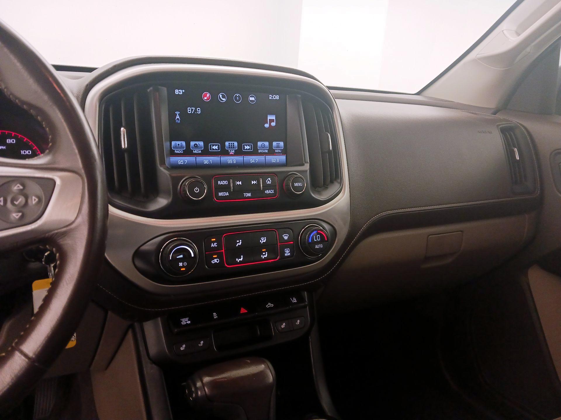 Thumbnail: 2016 GMC Canyon - 16